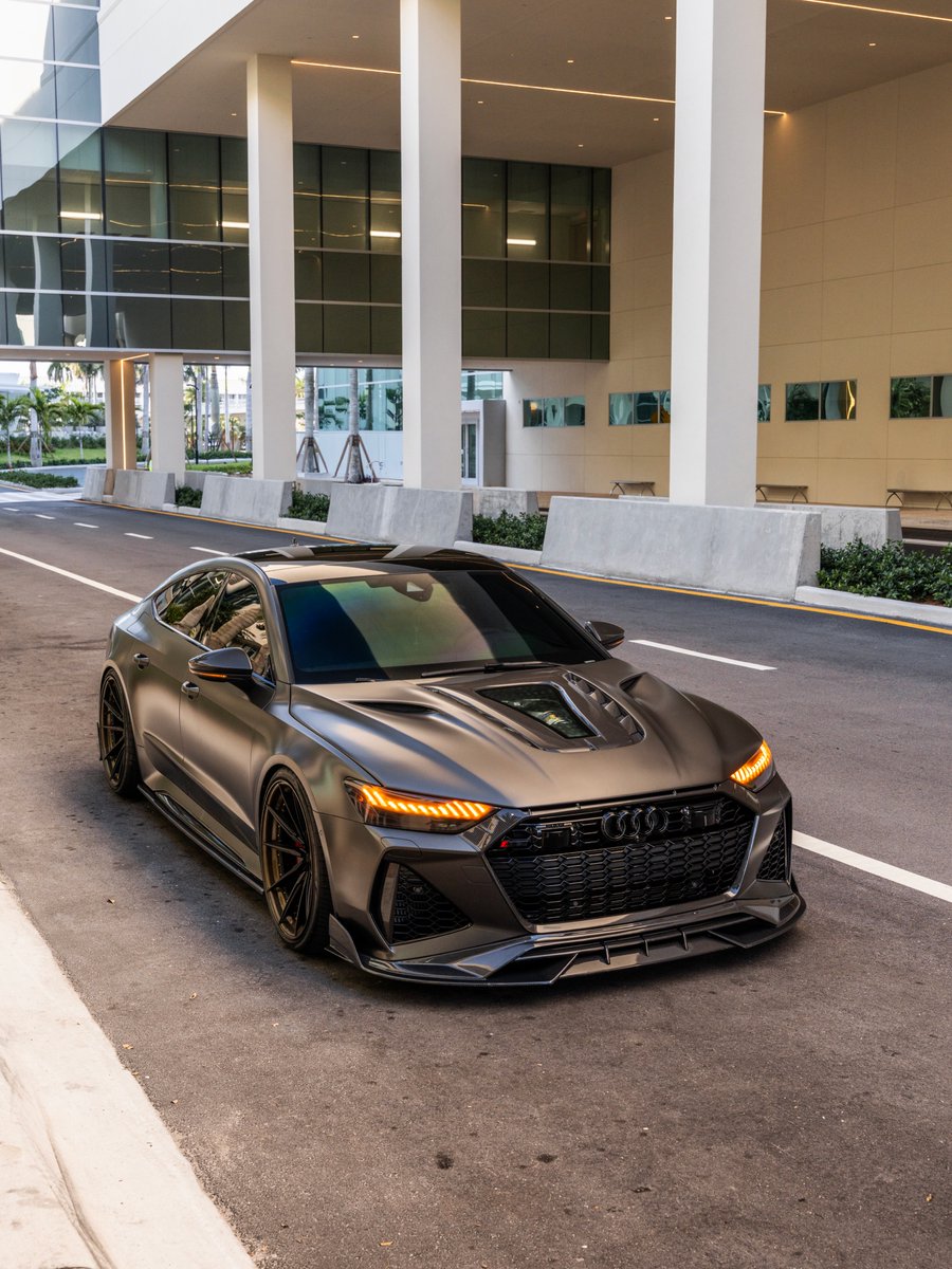 Elitecargasm's tweet photo. Audi RS7 🦈 https://t.co/8ZYIyVe8u7