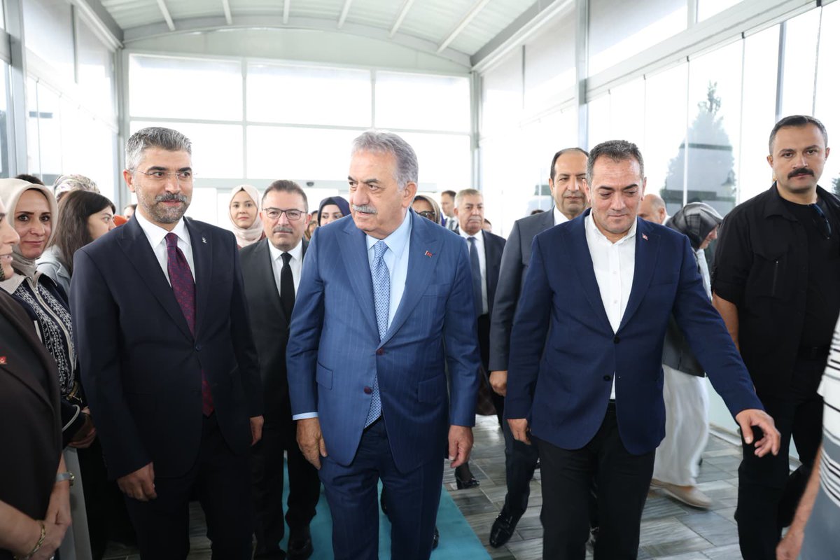 Hayati_Yazici's tweet photo. ‘Türkiye Yüzyılı Buluşmaları: Kardeşlikle Kenetlenen, İstikrarla Güçlenen Türkiye" programımız kapsamında bugün Erzurum’dayız…

#TürkiyeYüzyılıBuluşmaları https://t.co/KOQynGojaf