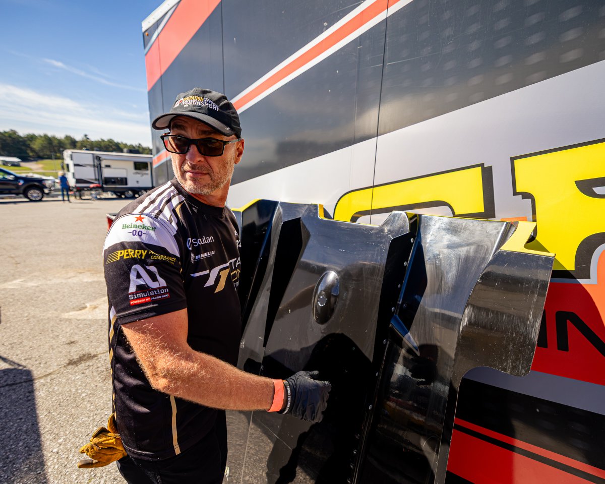 CassidyRevwyyn's tweet photo. CTMP

Eric, a veteran beneficiary, CT Photography

Radical Motorsport | Radical Canada | NASCAR Canada Series https://t.co/K0B6p3MbCf