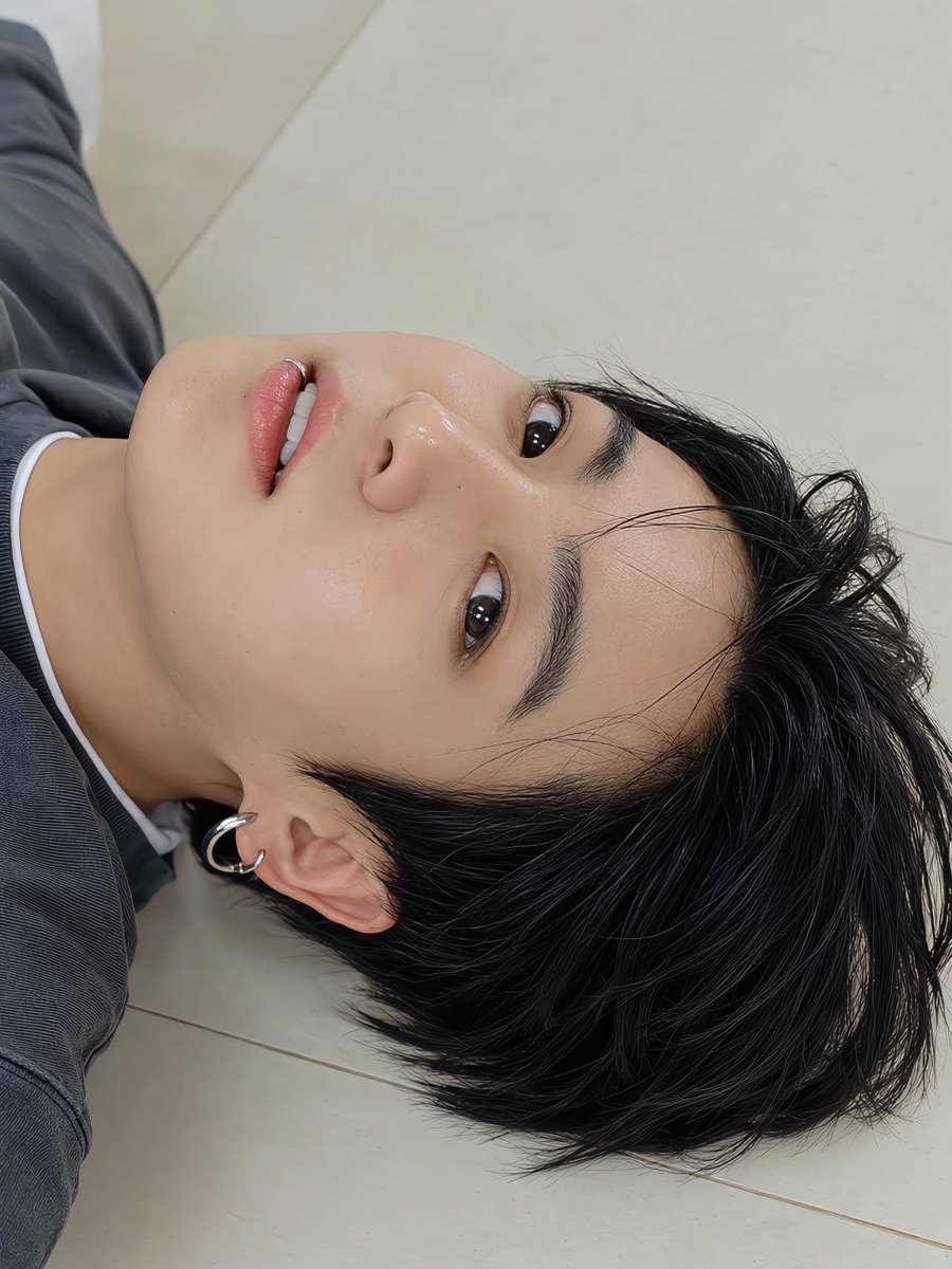 mniJeonKook3 tweet picture