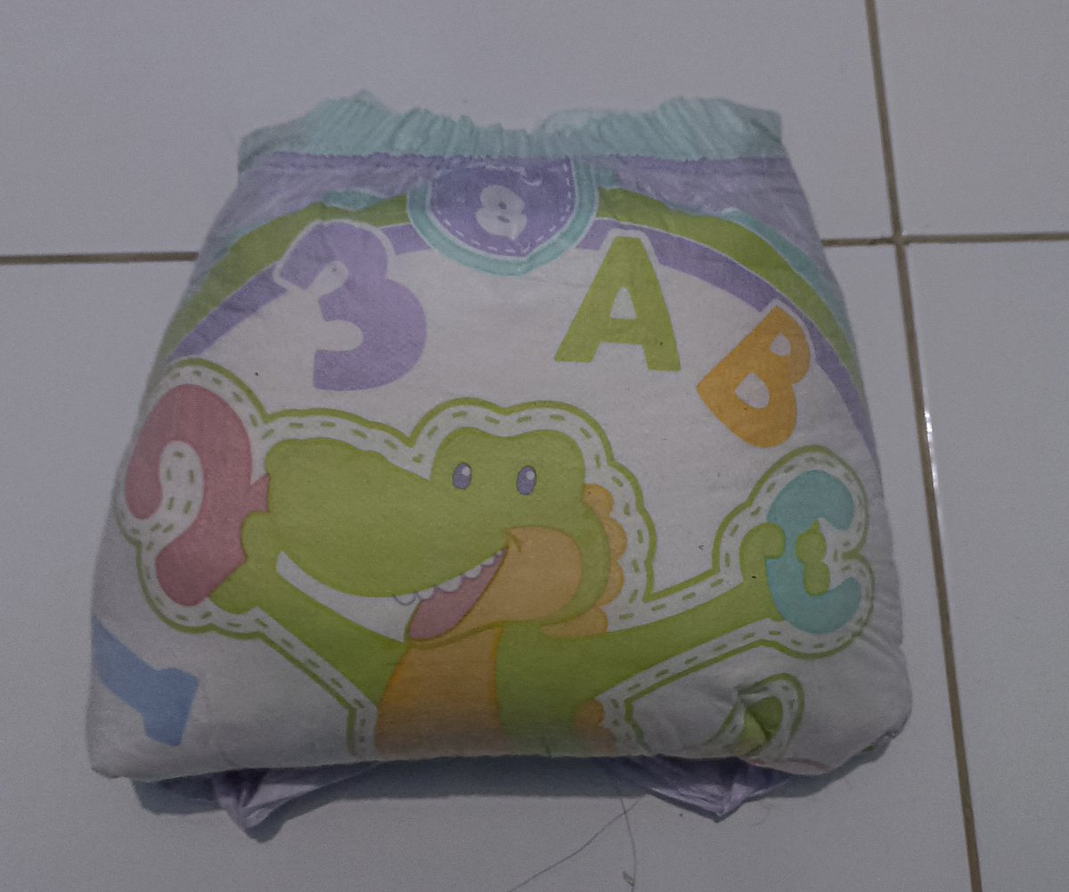 paweverest09's tweet photo. Happy #bdf and wet your diapee...
It's so.. full it strated to leak

#ABDL #abdlboys #abdldiaper #abdllifestyle https://t.co/UqRs9ZDYo5