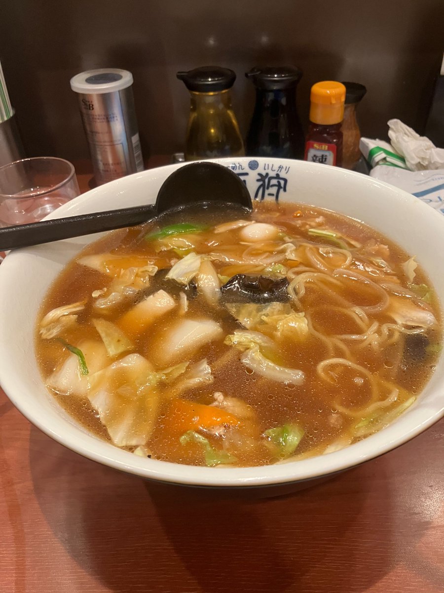 kaedeS0820's tweet photo. しごおわのラーメン屋 
広東麺にしてみましたわ https://t.co/8N2sS4P9Df