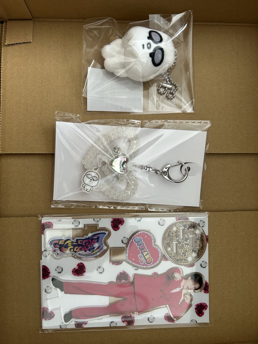 penguin_mk80's tweet photo. シャカレボグッズ到着🤭
欲しかったやわしゅんGETで嬉しすぎて滅!! https://t.co/Nr4QqLZ3bL