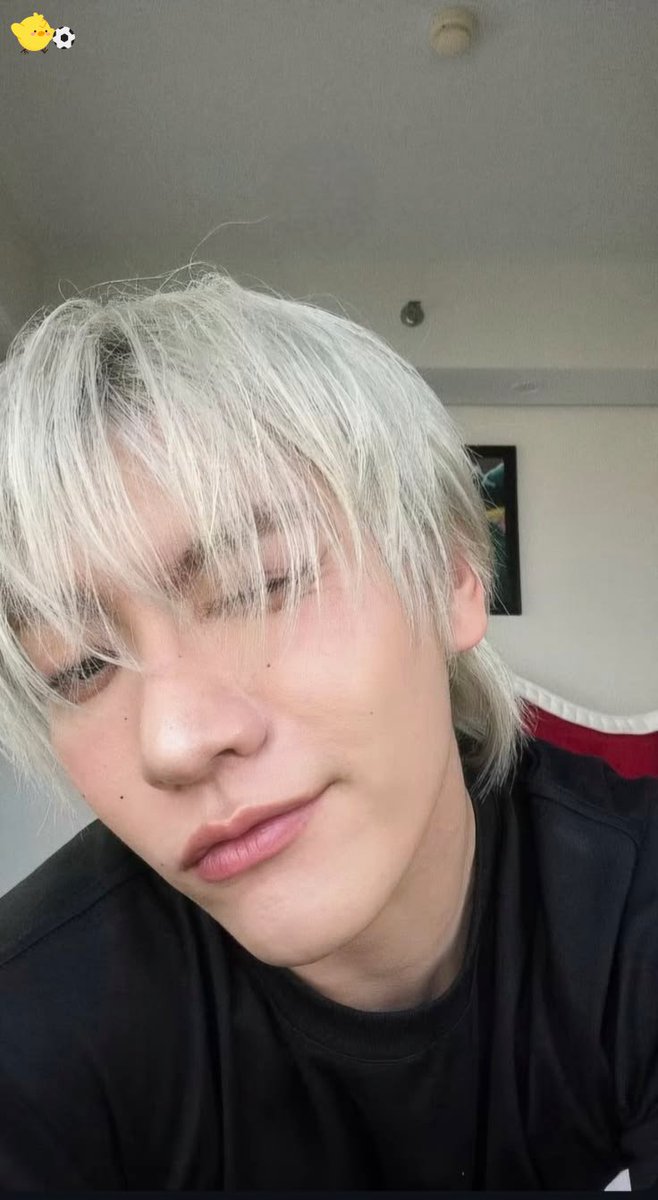DidiCow1108's tweet photo. him looking this casually handsome is actually my biggest weakness. I'm totally powerless against it🫠🥴❤️‍🔥❤️‍🔥❤️‍🔥......

#BossChaikamon #BOSSCKM
#shawtyboss #daddyboss https://t.co/k1VEf7gbMp