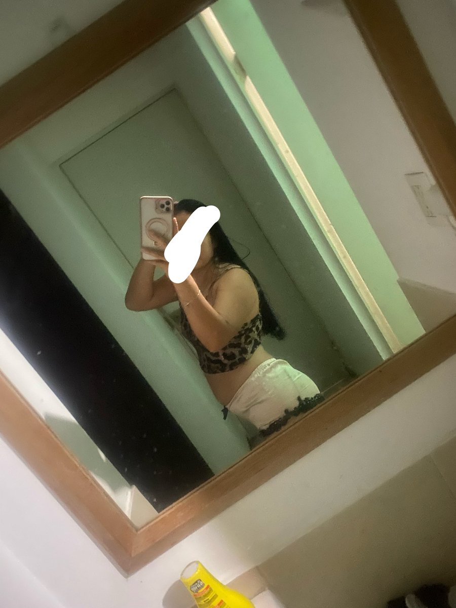 AngieyAlexd0u4's tweet photo. A dormir 🫣🤭🥵🥵🥵😈 https://t.co/LLwKQtJ4ln