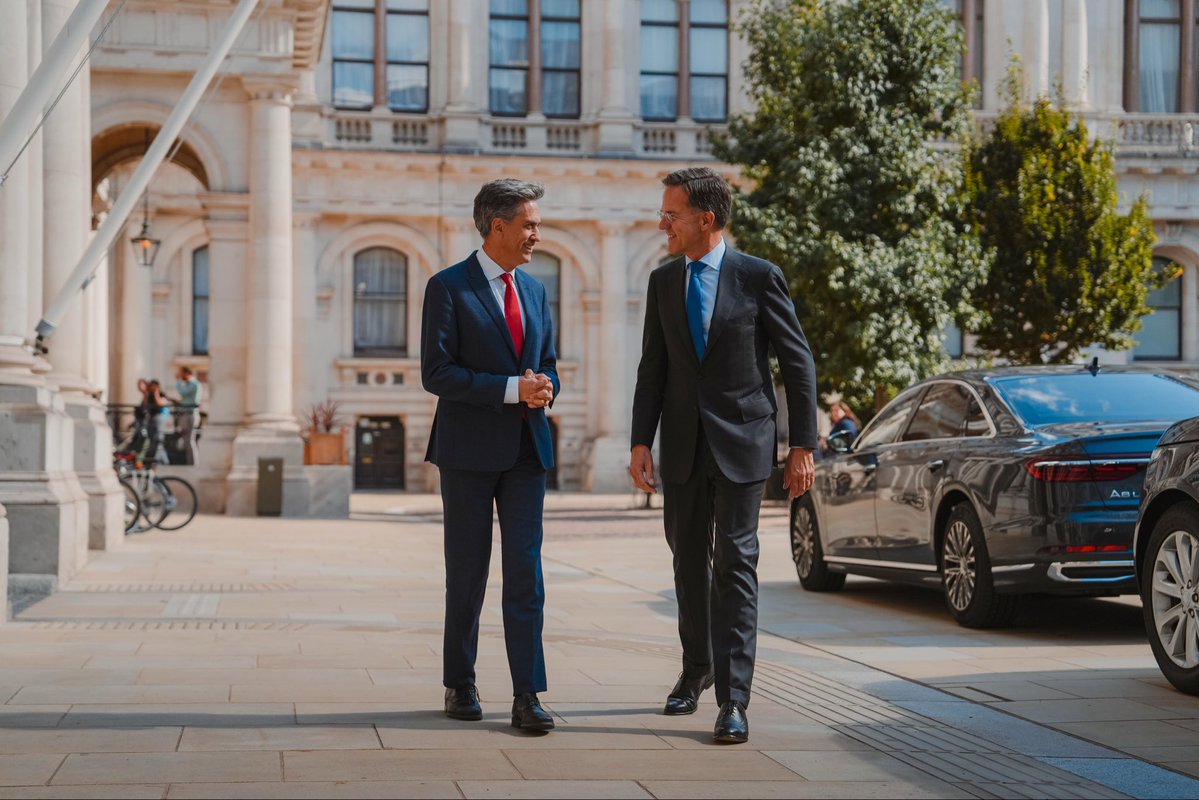 Ed_Miliband's tweet photo. Whether backing Ukraine, defending the Arctic or tackling hybrid threats, the UK is at the helm of a stronger, more European NATO.
 
Meeting @SecGenNATO yesterday, I underlined how NATO remains the cornerstone of our security and how we will work with Allies to make us safer at home.