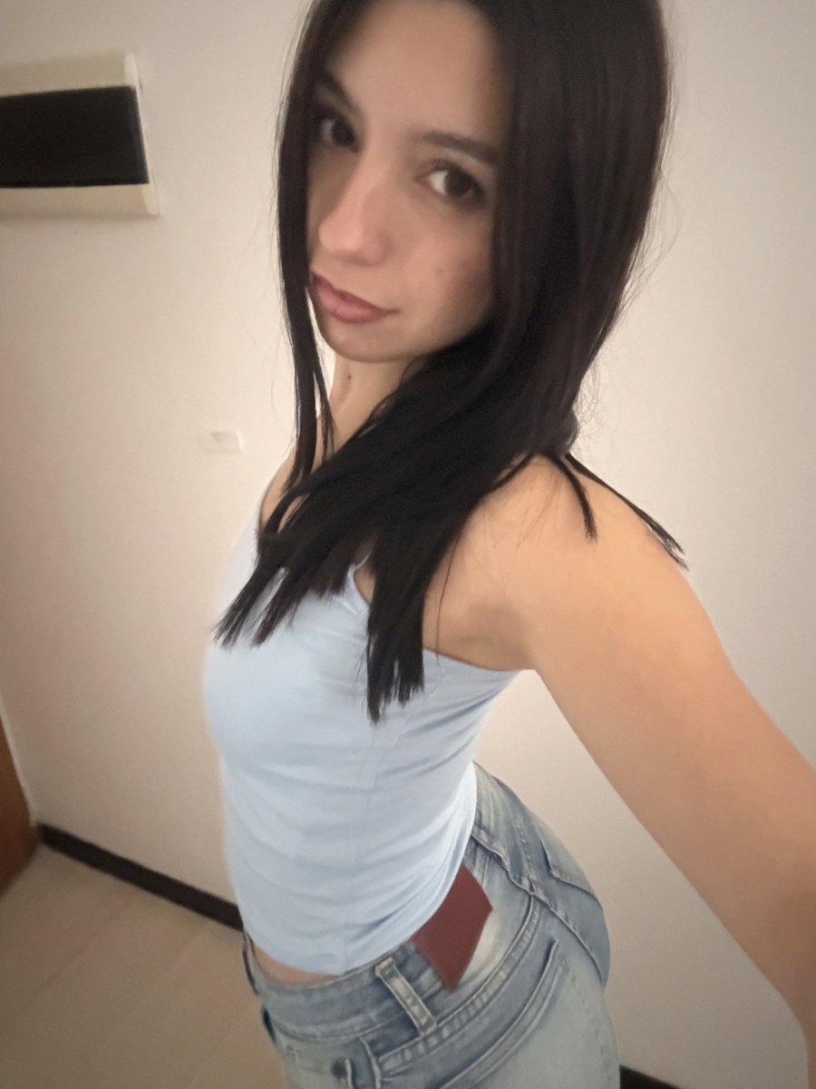 lunaadreamm6's tweet photo. really loving these gentle, slow days https://t.co/JmTvmBh9KU