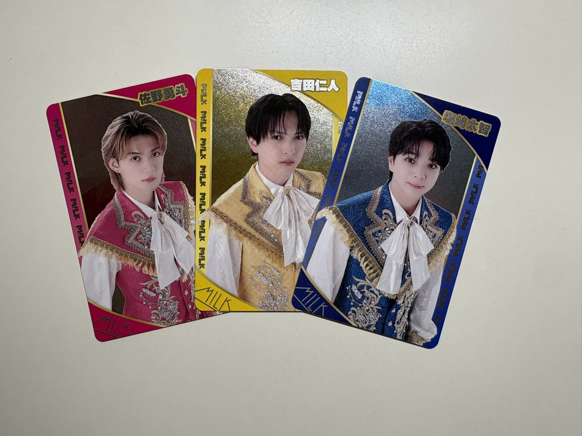 nnq_yoo's tweet photo. 全部実写！！！
仁人くん来てくれてうれしい💛✨
これ5枚買ってたらわんちゃん実写5人分集まってたかなぁ、、、3枚しか買わなかったけどあと2枚買えばよかった😭 https://t.co/bRk3YIYFtl