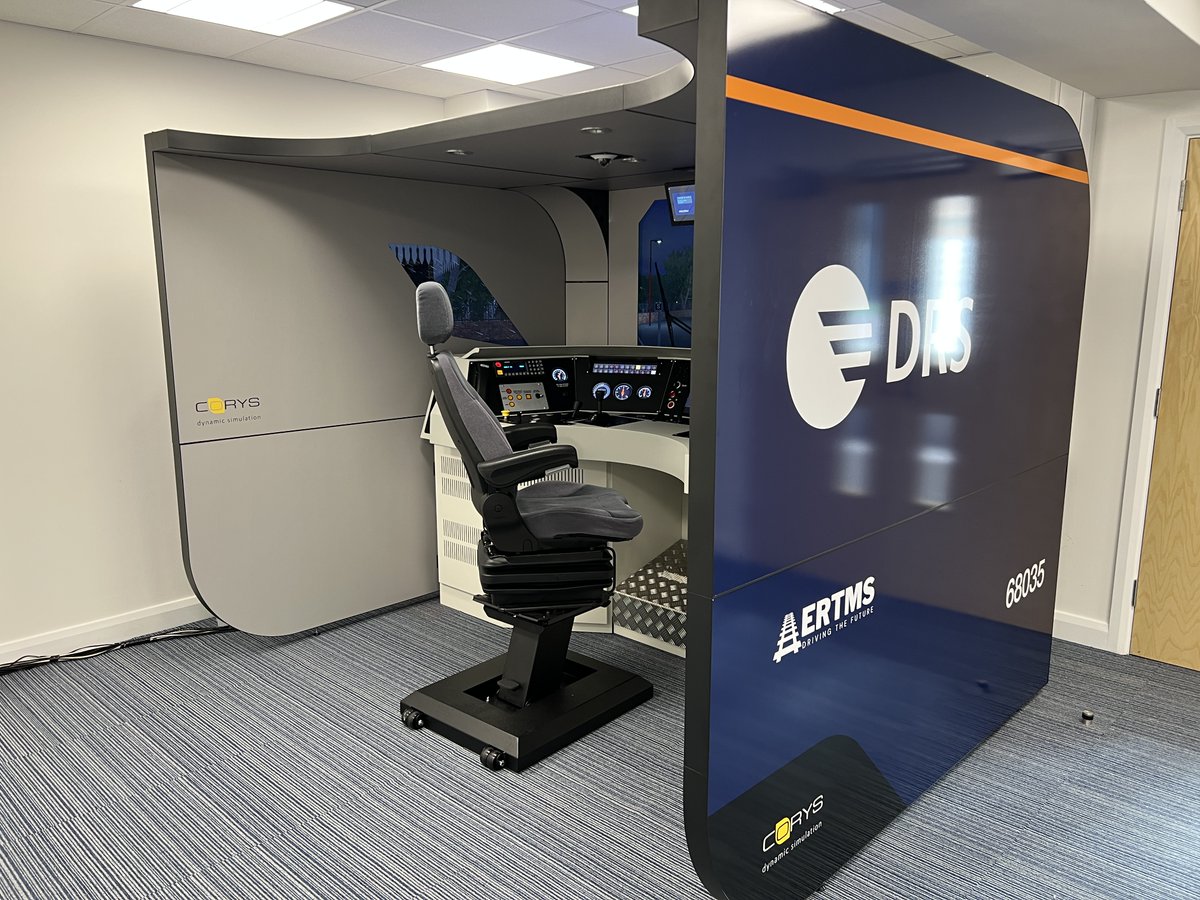 DRSgovuk's tweet photo. Investing in the future of rail. DRS has launched new ETCS training simulators, giving drivers hands-on experience to support the safe rollout of digital signalling.
Read more - https://t.co/peci3ZAg2m https://t.co/9Od4isiiY4