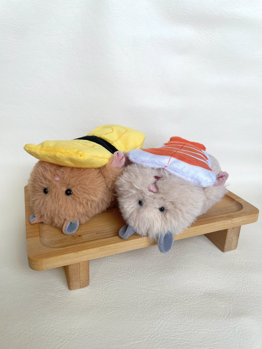 hamtans_ouchi's tweet photo. 🐹へい　らっしゃい🍣
#はむにぎり https://t.co/z65BtT9S33
