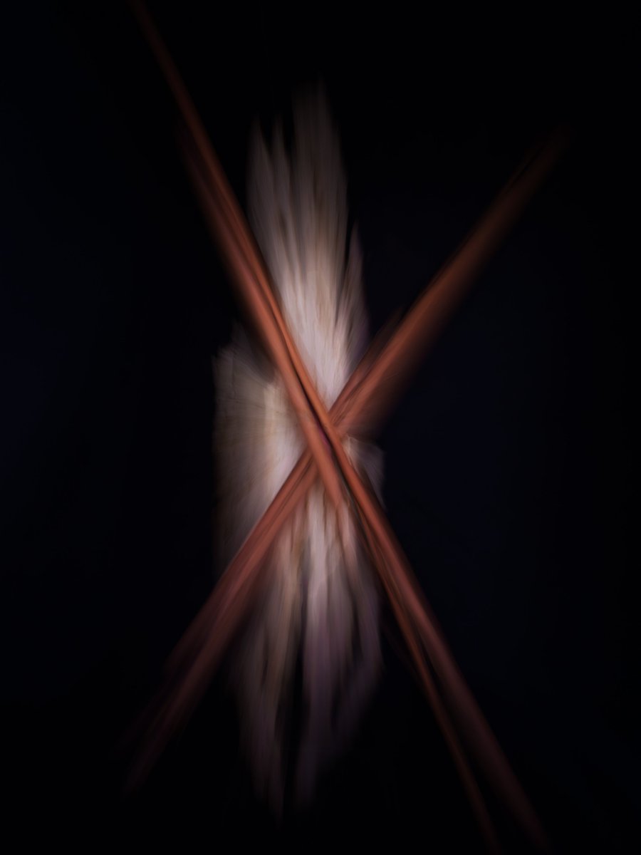 Andrew_Hooker_'s tweet photo. @elen_nft1 Thanks for the opportunity Elen, much appreciated.

Bark, is a small collection of intentional camera movement photographs that celebrates some of Mother Natures arboreal skin.

Three 1/1's and an edition of 20.

https://t.co/CPiC8bhN4h https://t.co/gfVd5rcRBE