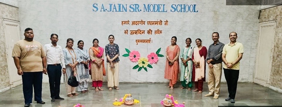 model530045's tweet photo. S.A. Jain Senior Model School, Ambala City, participated in the 4.5-km Namo Marathon Run for Unity, organised by the District Administration under Seva Sankalp Abhiyan. Around 150 students, teachers &amp; NSS volunteers joined, promoting fitness, unity &amp; discipline. 🏃‍♀️✨ https://t.co/Z8n2Nljgmf