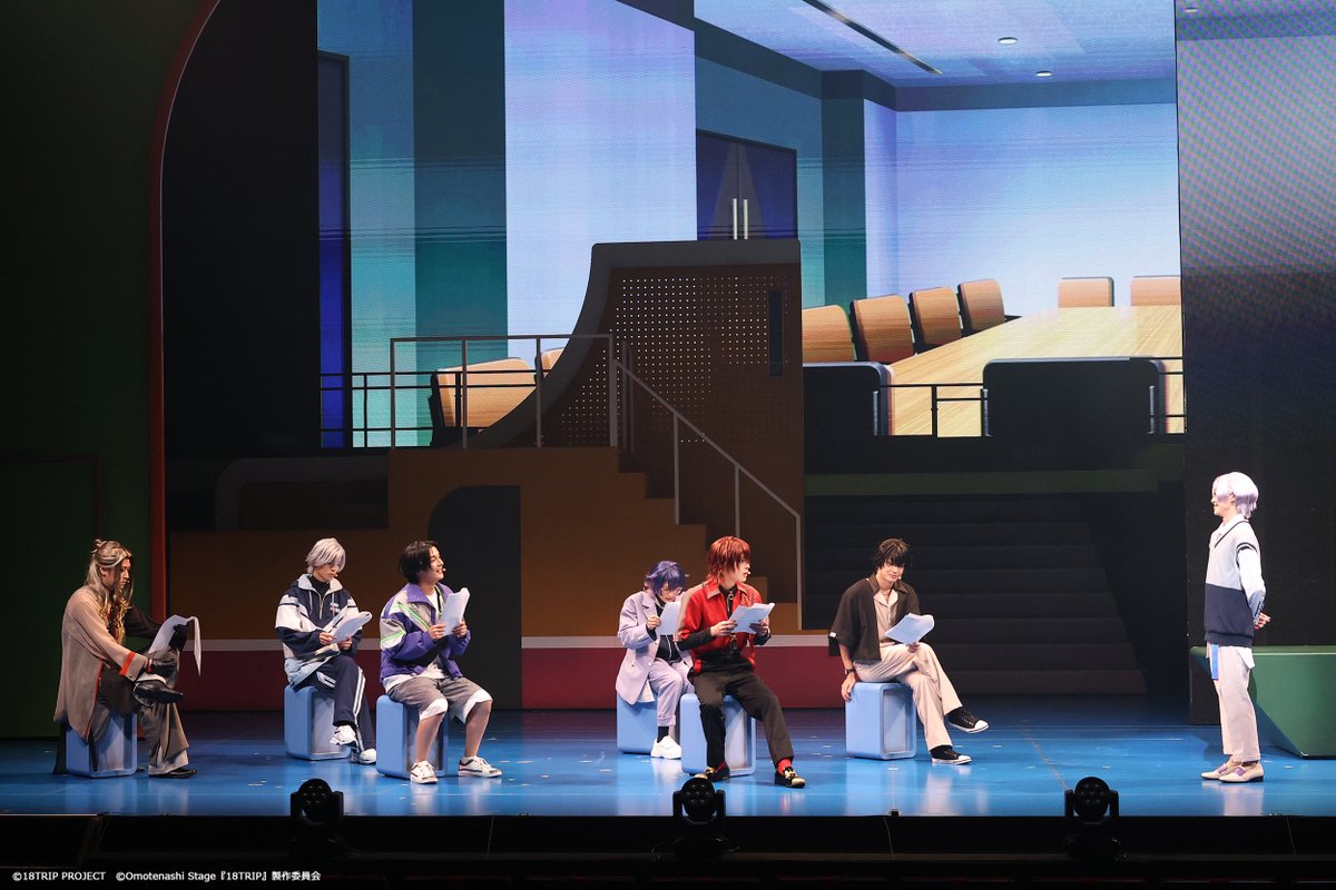 DMMTV_BUTAI_PR's tweet photo. ✈️#おもステ同時視聴会✈️

朝班のメンバー5人がHAMA18区直属の旅行会社「HAMAツアーズ」に集結。

「R1ze」のリーダー西園 練牙と鹿 礼光には過去に因縁がありそうで…

#おもステ https://t.co/pK9ktafqeS