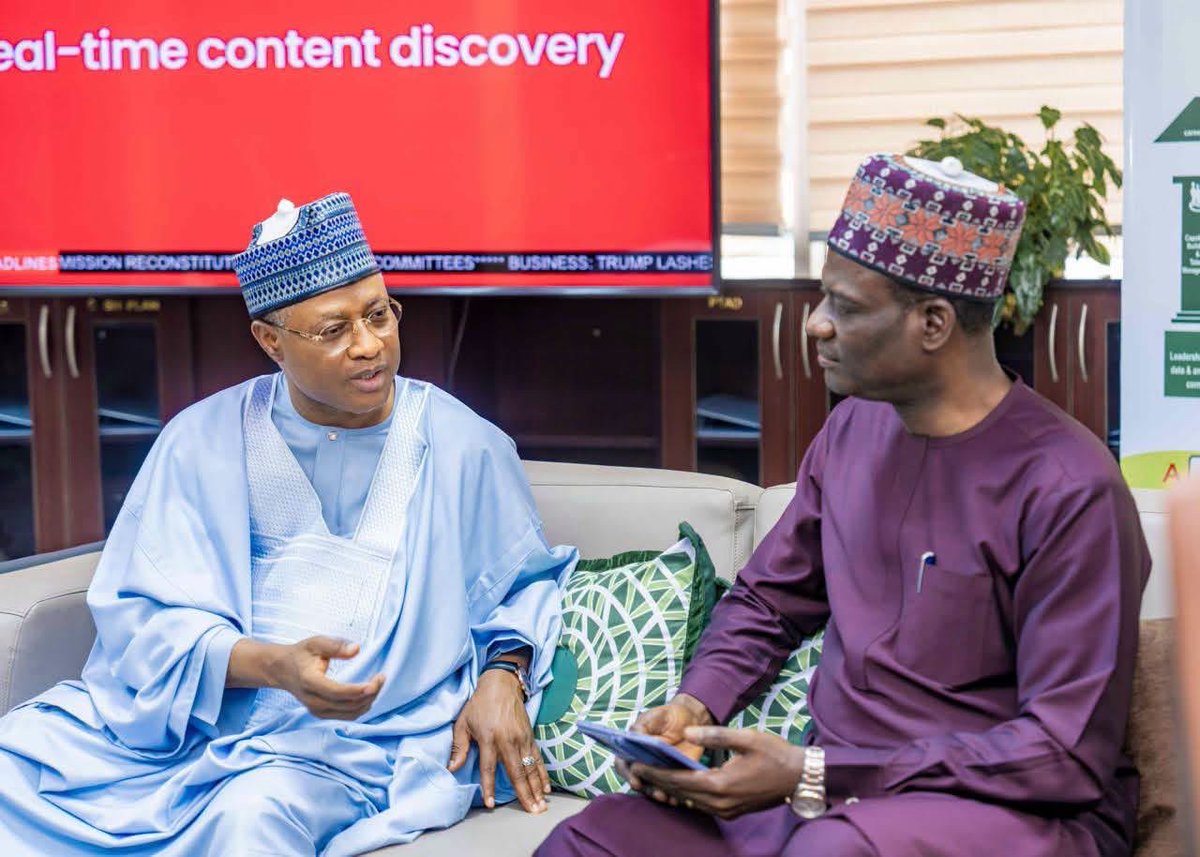 DailyTimesNGR's tweet photo. Kaduna Governor Uba Sani met Finance Minister Taiwo Oyedele to discuss poverty reduction, job creation, financial inclusion and rural economic growth. Sani said the state will deepen cooperation with FG to expand economic opportunities and sustainable livelihoods. https://t.co/A6BUOncLkZ