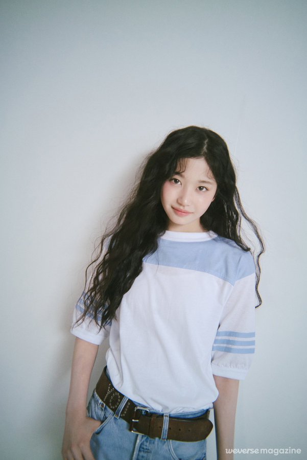 saakituide's tweet photo. this is my first time appearing in WEVERSE magazine! are you excited for me? i’m wearing a casual tee that looks super comfy... my look may be simple, but my heart feels anything but! https://t.co/cM0KMJKhcP
