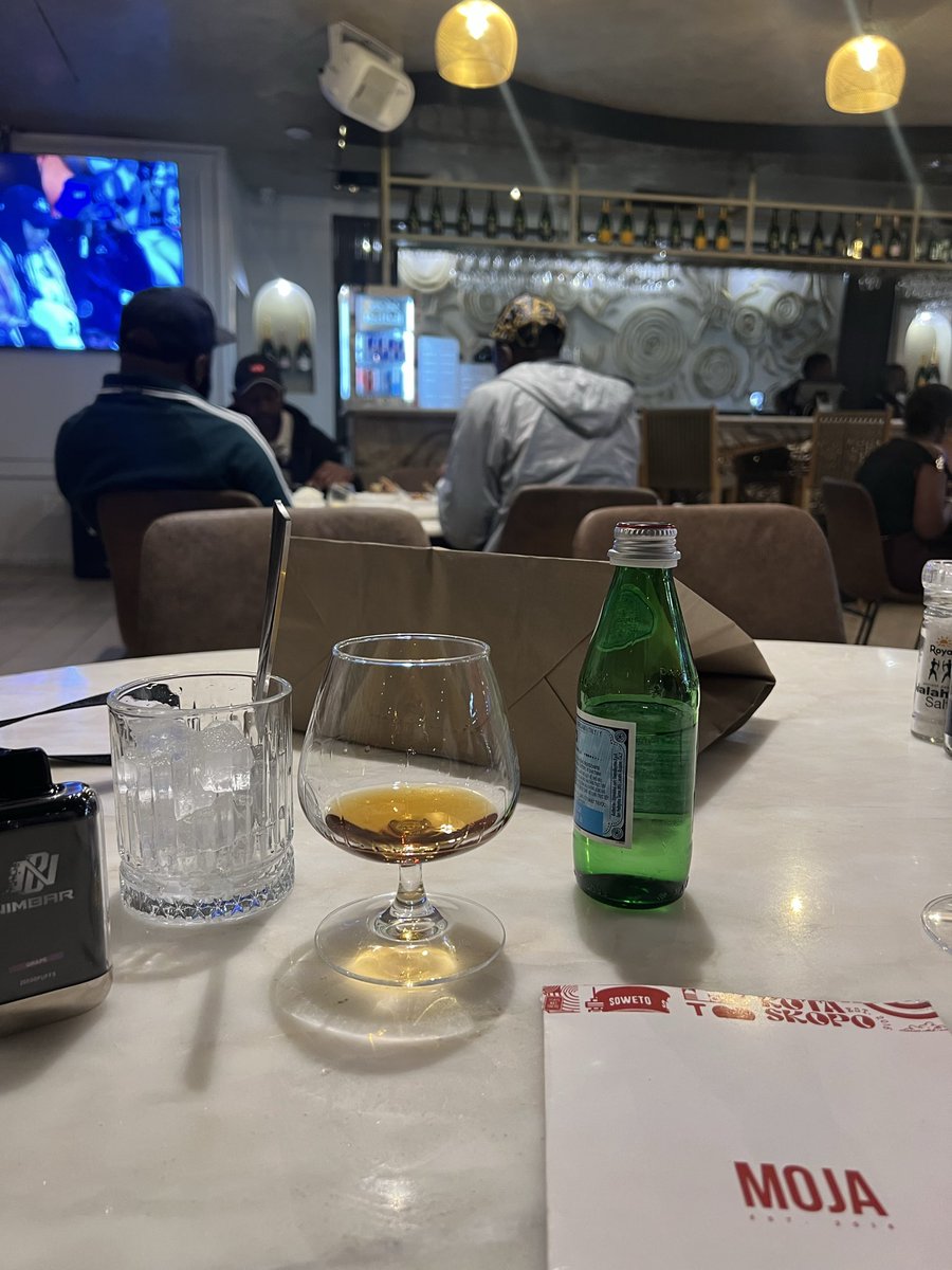 mosiaLebajoa's tweet photo. How my Thursday looked like https://t.co/uY8xD286tJ