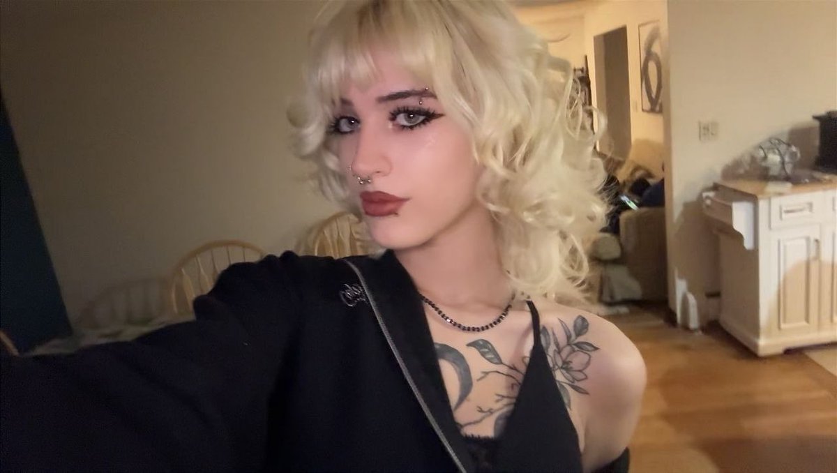 madisonrosse20's tweet photo. @YanaHeat Pretty girl energy 🖤✨” https://t.co/JotUdFJjUU