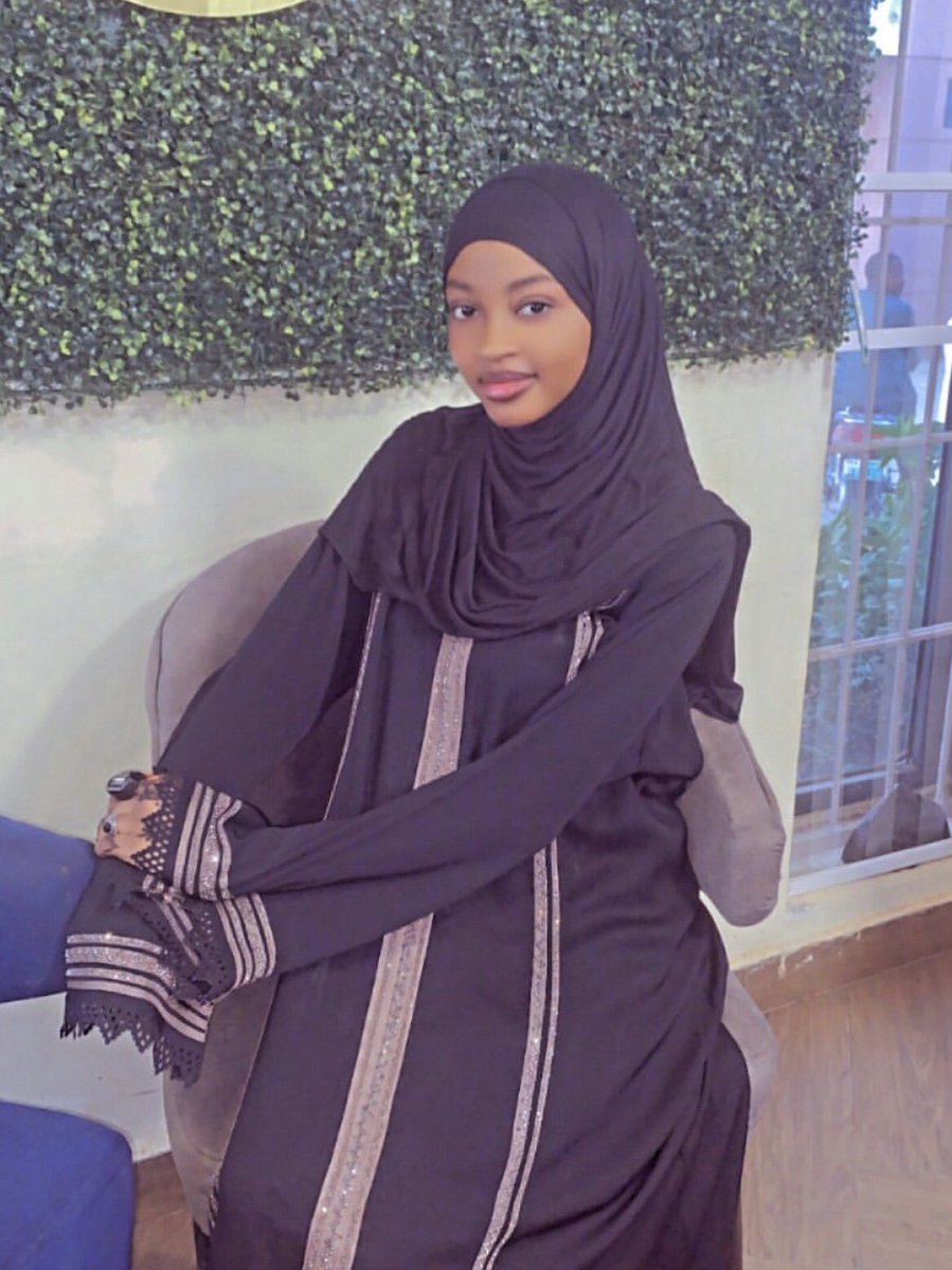 Maryam__osman's tweet photo. Please I need someone to tell me i love you 💔 https://t.co/D0ycHXlcXL