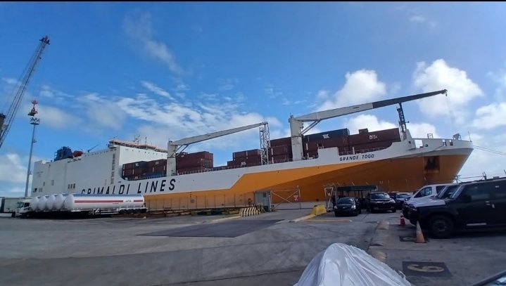 NurdeanO's tweet photo. JUST IN: GRANDE TOGO ARRIVES LAGOS from Europe, Berths at PTML Terminal, Tincan Island Ports Complex under the aegis of Grimaldi Agency Nigeria

Consult for your seamless clearance services.
Call - 07078440080
#ClearingAgent https://t.co/2MM78ukBsa