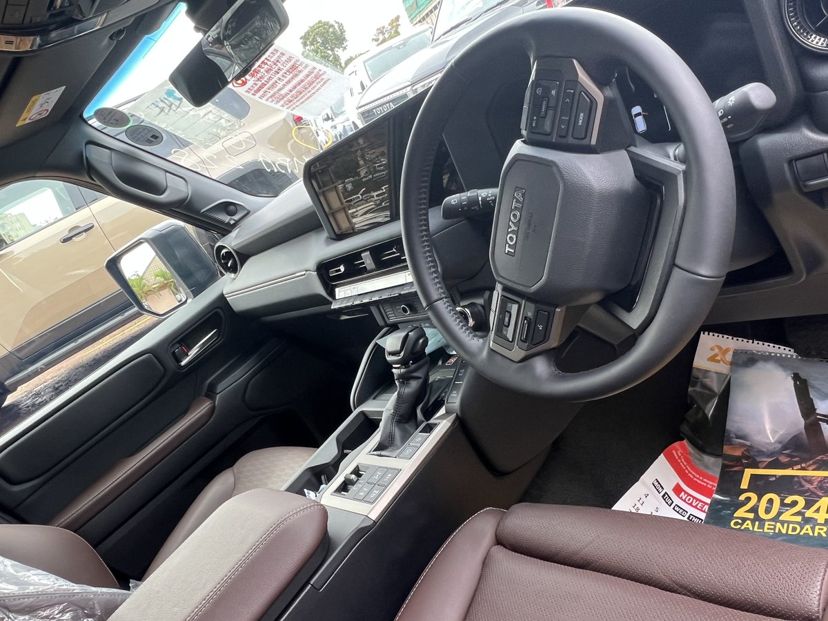 kitagatamotors's tweet photo. Ready to upgrade your drive? The Toyota Landcruiser J250 is available for sale. 
Year: 2025
Fuel: Diesel 
Auto | 7seating 
Contact 0704668111 or DM for price. https://t.co/wkrSOOddIz