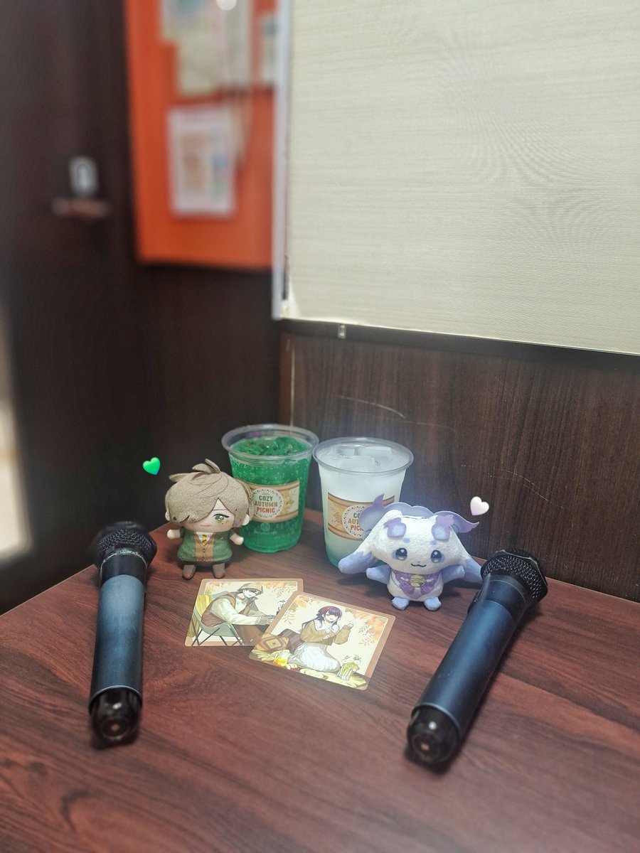 h_qpyi's tweet photo. 🤍まねきねこコラボ🤍

サンドウィッチを幸せそうに頬張るちょまがとても可愛かった😻💘

#見るんるん https://t.co/EC9QQl0yYx