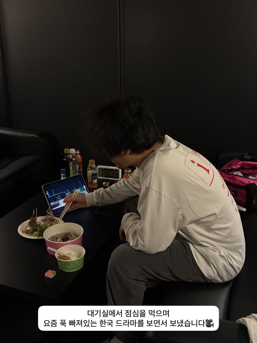 bn_kikiki's tweet photo. 코멘트까지 같이 보니깐 더 감동되....
눈물나 정말로🥹🥹🥹 https://t.co/WlHA7SyHmH