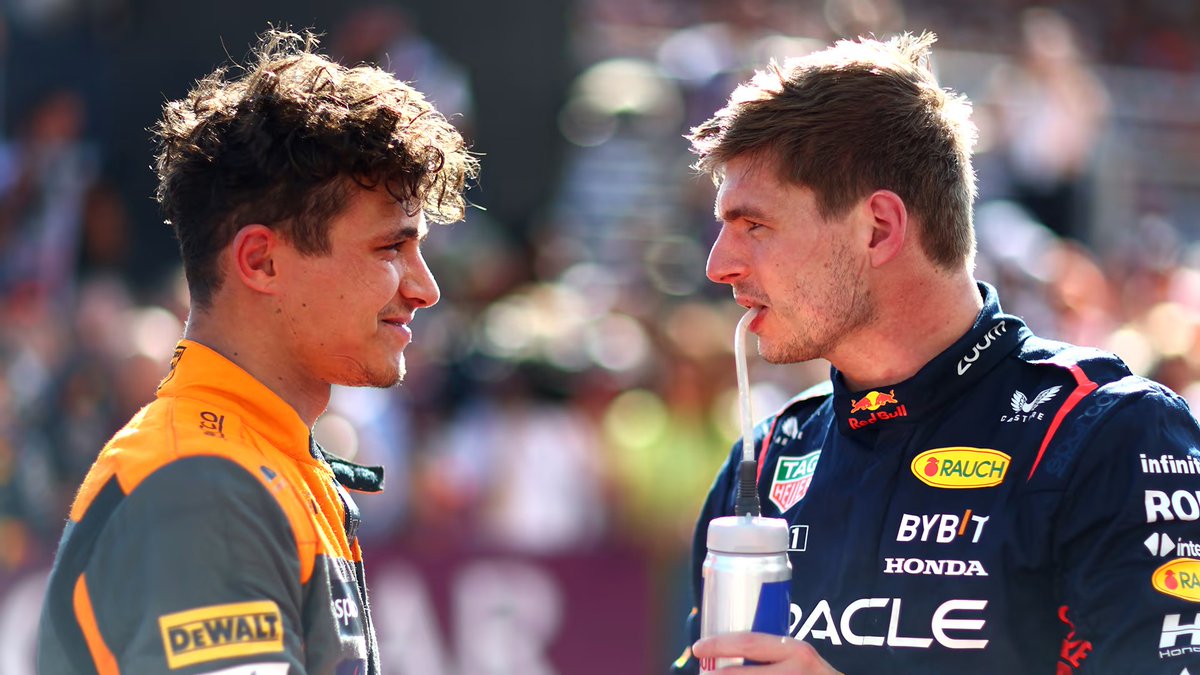 Nachez98's tweet photo. 😳 Johnny Herbert cree que Norris y Verstappen están AL MISMO NIVEL

"Norris no está recibiendo el reconocimiento que merece"

👉 "Ya ha alcanzado el nivel de Max Verstappen. Estoy realmente convencido de que están igualados"

📰 @Racingnews365 https://t.co/aB8dwtpHpQ
