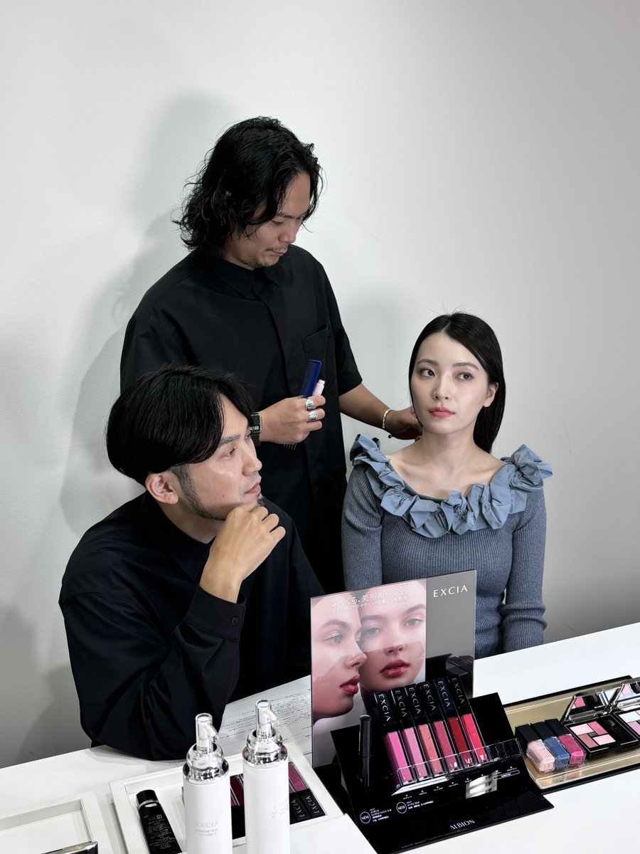 ALBION_JP's tweet photo. インスタライブ本日19時スタート！
アルビオン公式Instagramアカウントより配信📣
最後までご視聴いただいた方には、抽選で当たるプレゼント企画も🎁

ただいま準備中です！どうぞお楽しみ♪ https://t.co/MvZQdhNZ9O