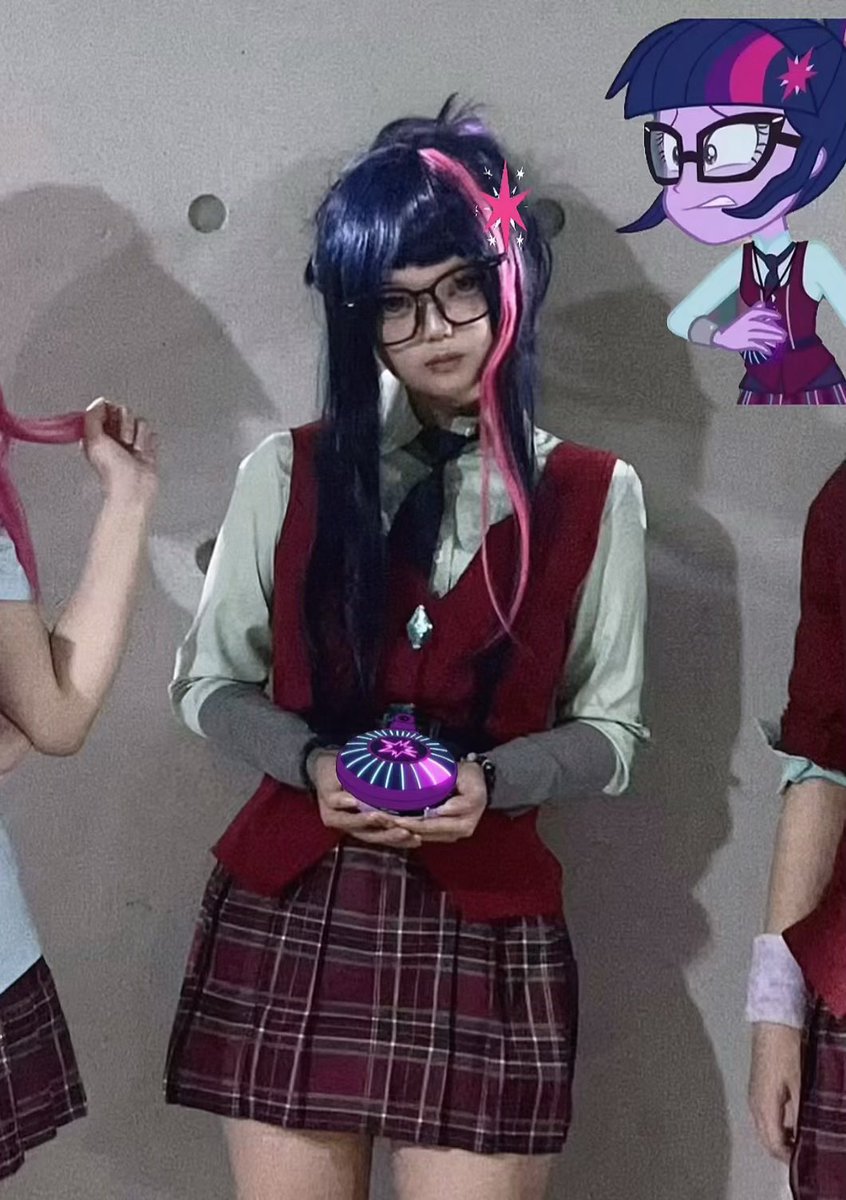 ettepop_dragonv's tweet photo. It's time to use this
#mlp #mlpcosplay #friendshipgames #shadowbolts #twilightsparkle https://t.co/5r3Y8Ct6Bf