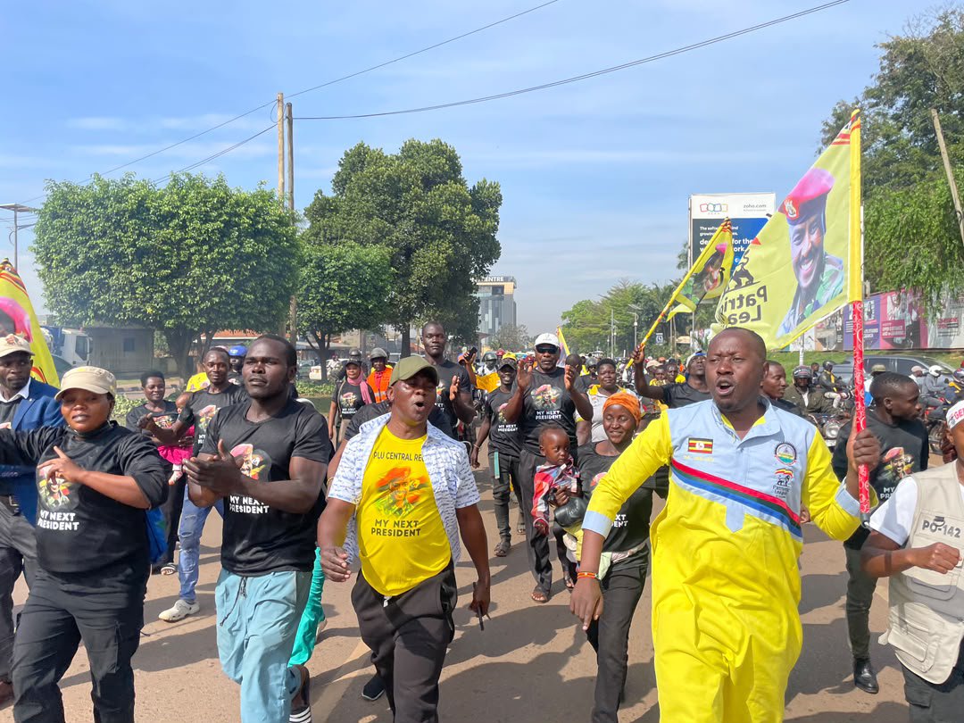 kabandamajwega's tweet photo. A big thank you to all our patriots who joined the One Million March to the Turkish Embassy. 🇺🇬
Your turnout demonstrates unity, solidarity and commitment to our cause and our Principal, Gen. @mkainerugaba.
One people. One purpose. One Uganda. 🇺🇬✊ https://t.co/PxnVIGLOAA