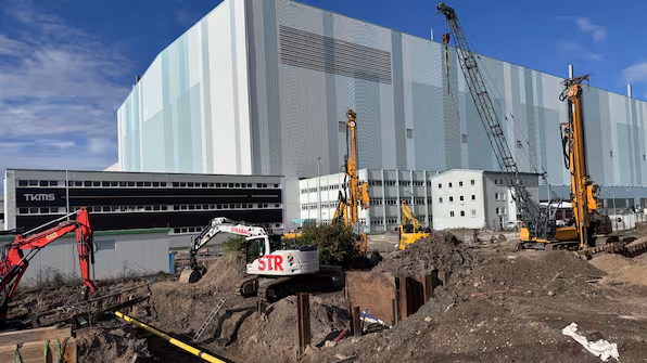 _SirPeter's tweet photo. #TKMS Wismar planea construir nuevas naves para la construcción de submarinos y fragatas, creando hasta 1500 puestos de trabajo para 2029.
$TKMS 88,7€ +3,99%
https://t.co/jAMWt36ys5 https://t.co/JRFJKJIJEa