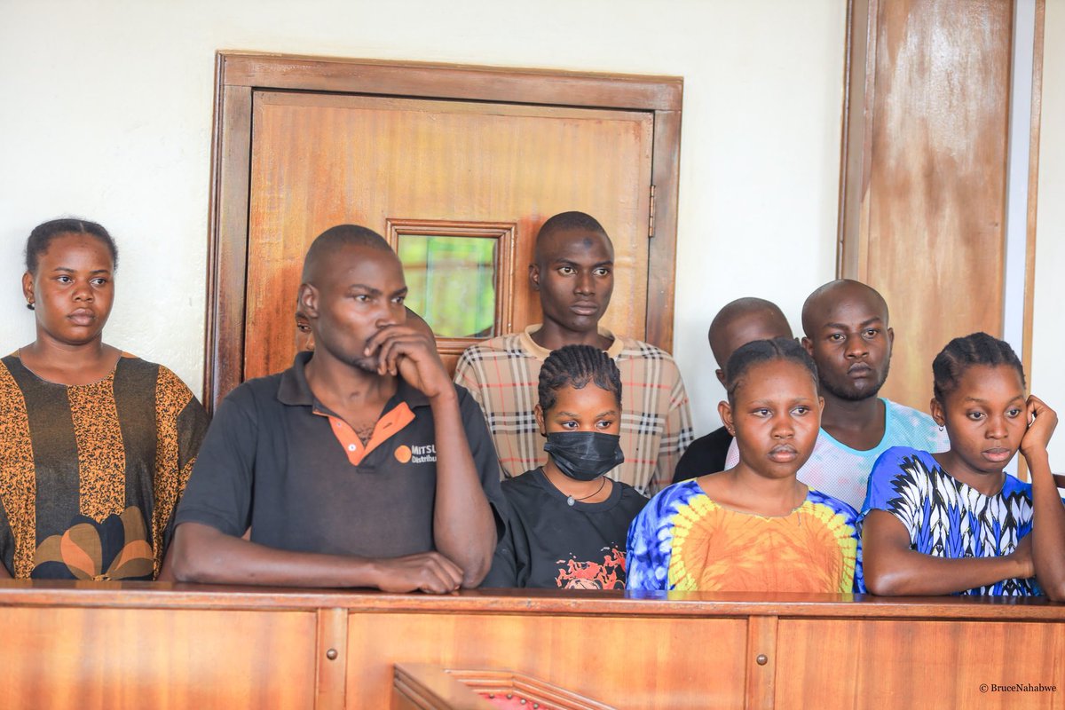 CADuganda256's tweet photo. 43 DAYS in prison for peacefully demanding an oil-free economy!
10 activists were back at Buganda Road Court today. Bail blocked - Magistrate absent. Remanded to Oct 12.
Peaceful protest is not a crime! #Free14 @Parliament_Ug
#StopEACOP
#NotoOil
#StopEcocid
#FreeOilEconomy https://t.co/vbJYT1cq5s