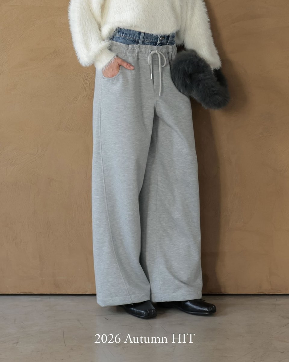 reedit_'s tweet photo. 2026 Autumn Collection
🍂一般発売スタート🍂
スウェットパンツからデニムを覗かせたような、
モードな遊び心溢れるレイヤード風ワイドパンツ。
詳細はコチラ👇
https://t.co/0wkT1HKnsq
#ReEDIT #リエディ https://t.co/UYpLq3EqpF