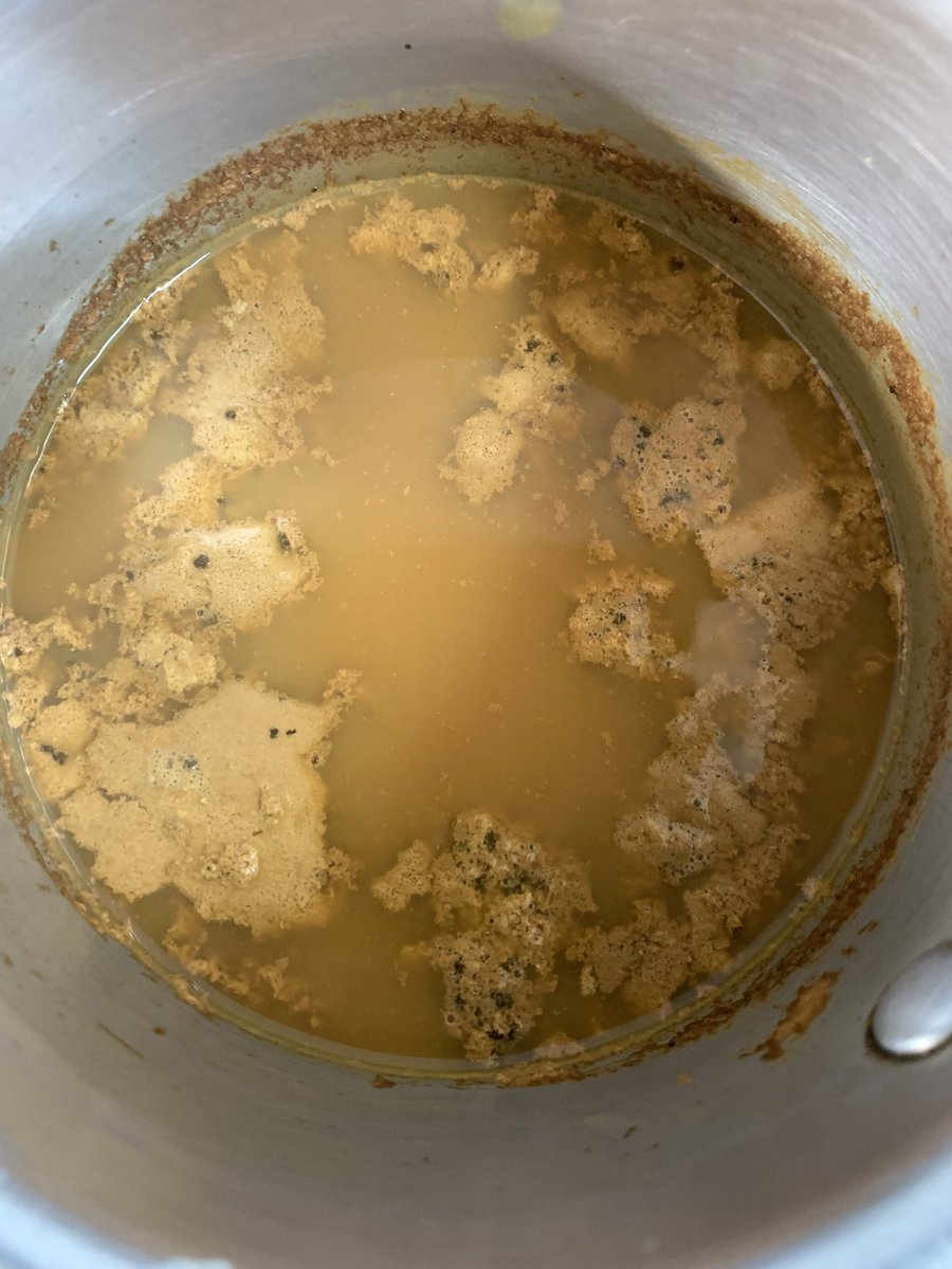 desertmist's tweet photo. @rahul0445kumar @Amul_Coop Same happened to me as well. Amul Gold milk rotten despite within the expiry period. Amul products are regularly deteriorating in quality. Disappointing that despite they raising support tickets stating local team will connect but no does !! https://t.co/dJESrYqXx0