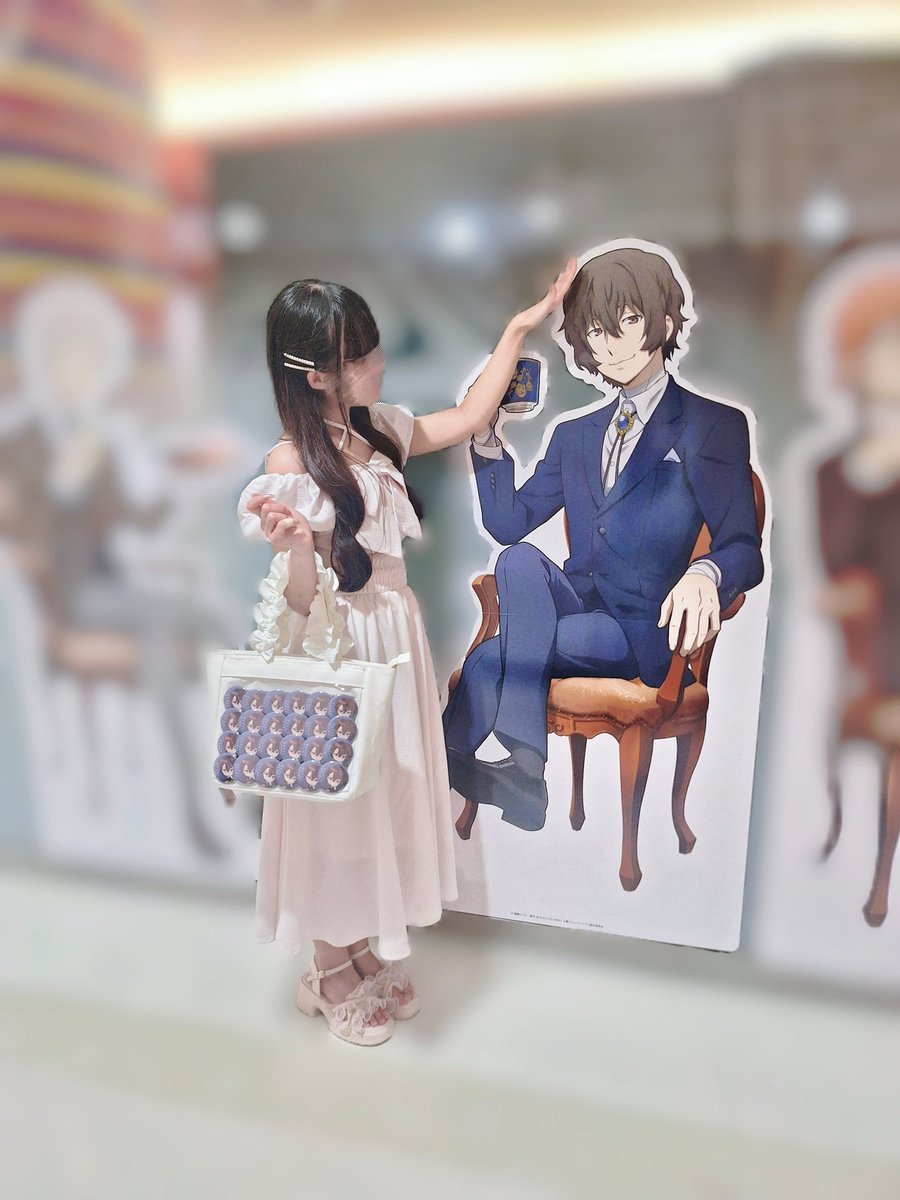 h_qpyi's tweet photo. ❤︎2026.9.15 スイパラコラボ❤︎

モニター近くの神席でし���✨️
お相手の子がカード交換してくれたお陰で無事にだざいさんゲットჱ̒> ̫ <♪ https://t.co/HeYMaa75TH