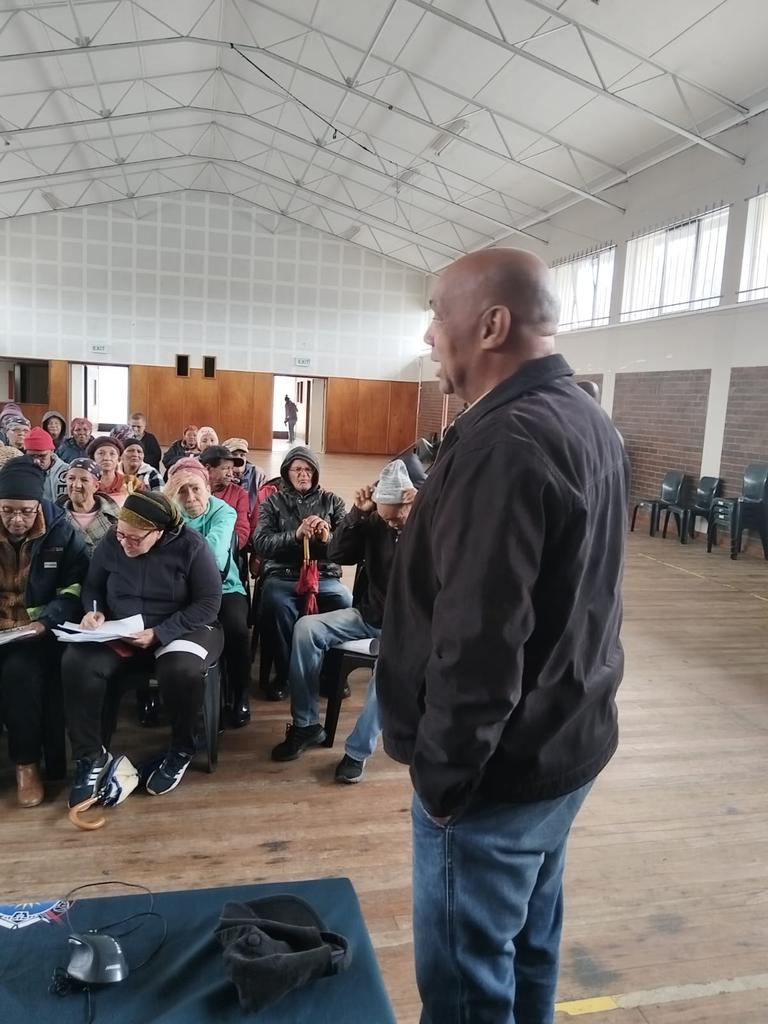 OfficialBCMM's tweet photo. The Buffalo City Metro is continuing with its campaigns to engage with residents as part of its rates relief and revenue management processes.

Today’s session is currently taking place in kuGompo City at the Parkside Hall

#BuffaloCity #ACityHardAtWork #EasternCape #ThethaNathi https://t.co/NmLBXPgNtN