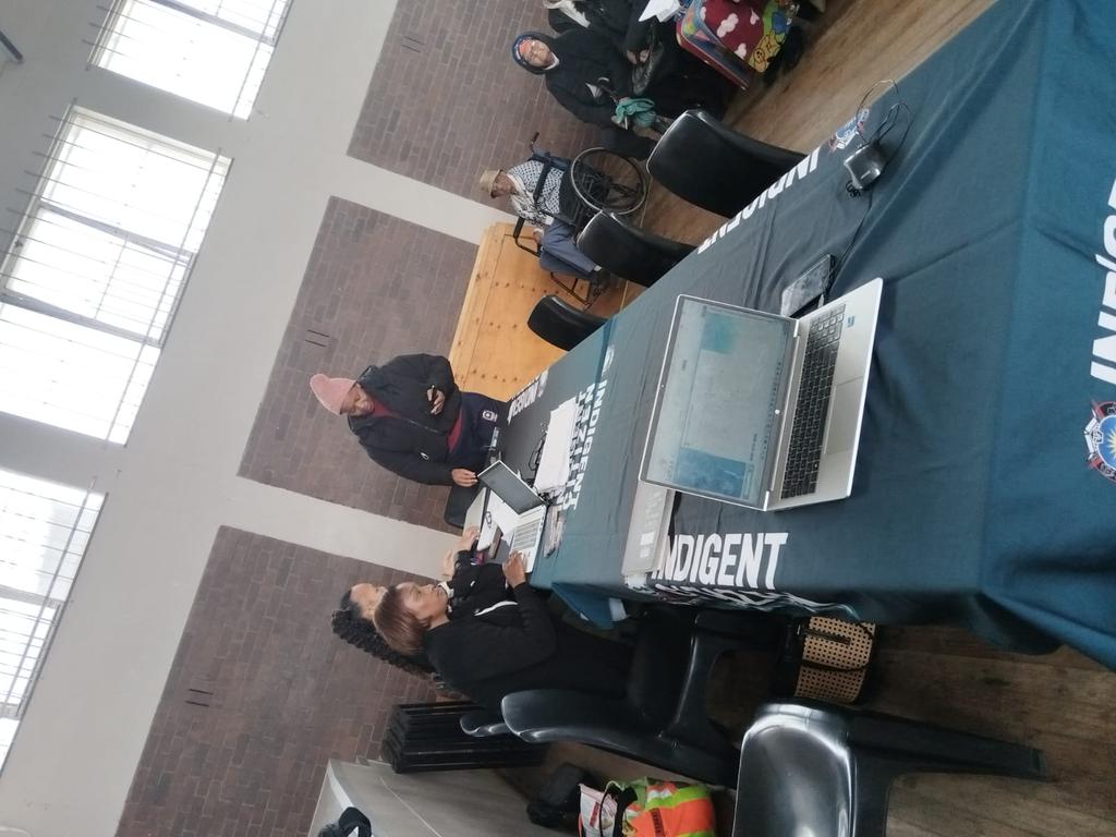 OfficialBCMM's tweet photo. The Buffalo City Metro is continuing with its campaigns to engage with residents as part of its rates relief and revenue management processes.

Today’s session is currently taking place in kuGompo City at the Parkside Hall

#BuffaloCity #ACityHardAtWork #EasternCape #ThethaNathi https://t.co/NmLBXPgNtN
