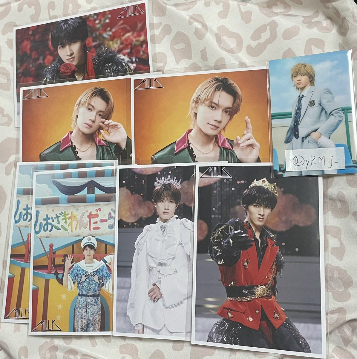 yP_M_j_'s tweet photo. M!LK シャカレボグッズ 生写真 67杯目  

【譲】画像参照

【求】同種 吉田仁人さん（優先→モノクロ正面）

郵送での交換希望です。
検索からでも気軽にお声掛けください🙇‍♀️
  #MILK交換 #MILK求  #MILK譲 https://t.co/08yEO4IUMS