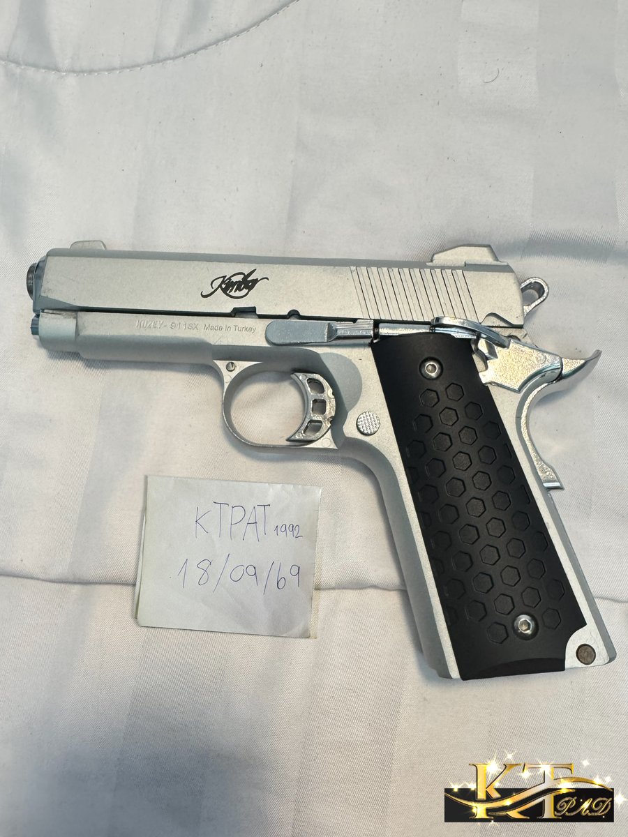 KTPAT1992's tweet photo. (Blank Gun) รุ่น KUZEY 911SX ขนาดลำกล้อง 4 นิ้ว ทรง 1911 สไตล์ Kimber ขนาด 9มม. ชุดแต่งนอกทั้งหมด กระสุนบรรจุ 9+1นัด สนใจสอบถาม🔽🔽🔽

🆔Line : ktpad-shopgun
🔀Link : https://t.co/Awa0vLw2r9

สินค้าสวยสภาพดีใช้งานปกต���ไม่มีขัดนัดรับได้มีบริการเก็บปลายทางสนใจทักมาคับ https://t.co/0d0QynX2Zl