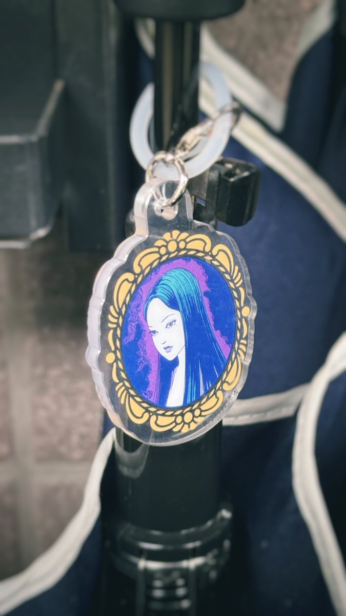 STRANGE_L0VE's tweet photo. 人生初めての目印チャーム、富江。 https://t.co/wrCWOPakdb