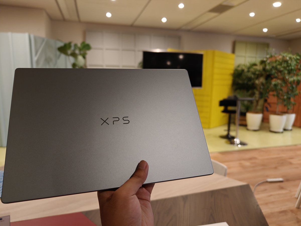 Tamayua2's tweet photo. というわけで、
Gizmodo × Dell Technologies XPS13体験会
に来ました!!
現在まだ開始前なので会場内に展示されてるPCを触って待機中〜
#ギズXPS13体験会
@gizmodojapan @Dell_JPN https://t.co/pYplRIRzHB