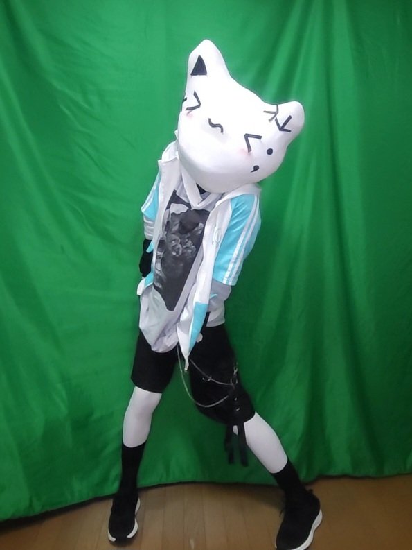 Murisan_PANDORA's tweet photo. 顔もファッションのうちな気がする
この二種類の目が強すぎる https://t.co/x6wtfF4yWq