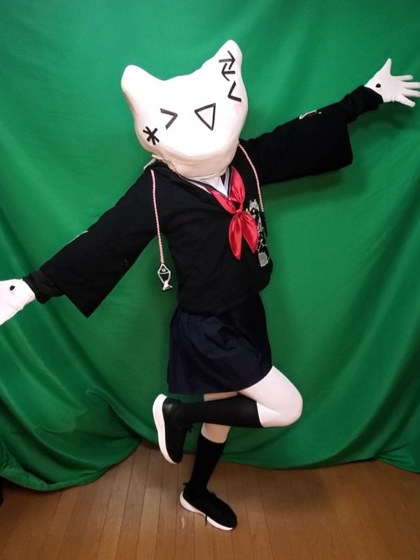 Murisan_PANDORA's tweet photo. 顔もファッションのうちな気がする
この二種類の目が強すぎる https://t.co/x6wtfF4yWq