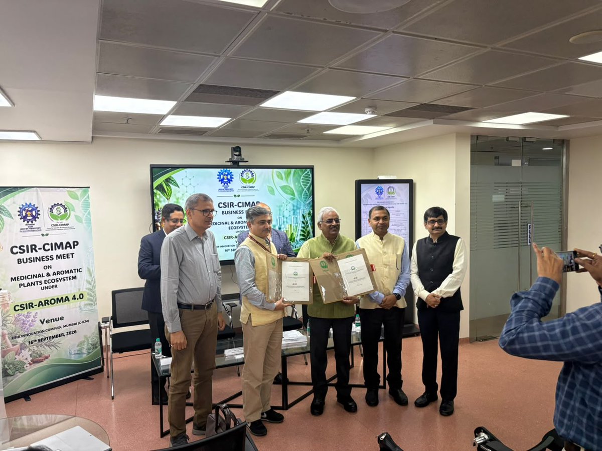 CSIRCIMAP's tweet photo. 🌿 CSIR-CIMAP Organizes Business Meet on MAPs 
Ecosystem under Aroma-4.0 CSIR-CIMAP organized a Business Meet on the Medicinal and Aromatic Plants (MAPs) Ecosystem at CSIR-Innovation Complex (C-ICM), Mumbai, on 16 September 2026, bringing together around 35 industry leaders, startups, and MSMEs to explore collaboration and opportunities in the MAP and aroma sector.  Dr. Ravikrishna Chebolu, Head, C-ICM, welcomed the participants, while Dr. Prabodh Halde, Marico Industries and Member, Research Council, CSIR-CIMAP, delivered the keynote address.  Dr. Prabodh Kumar Trivedi, Director, CSIR-CIMAP, highlighted the achievements of CSIR-CIMAP and the CSIR Aroma Mission, and outlined opportunities under Aroma-4.0. 
#CSIRCIMAP #Aroma40 #CSIRAromaMission #MAPs #AromaIndustry #Innovation
@PrabodhTrivedi @CSIR_IND @DrJitendraSingh @DrNKalaiselvi