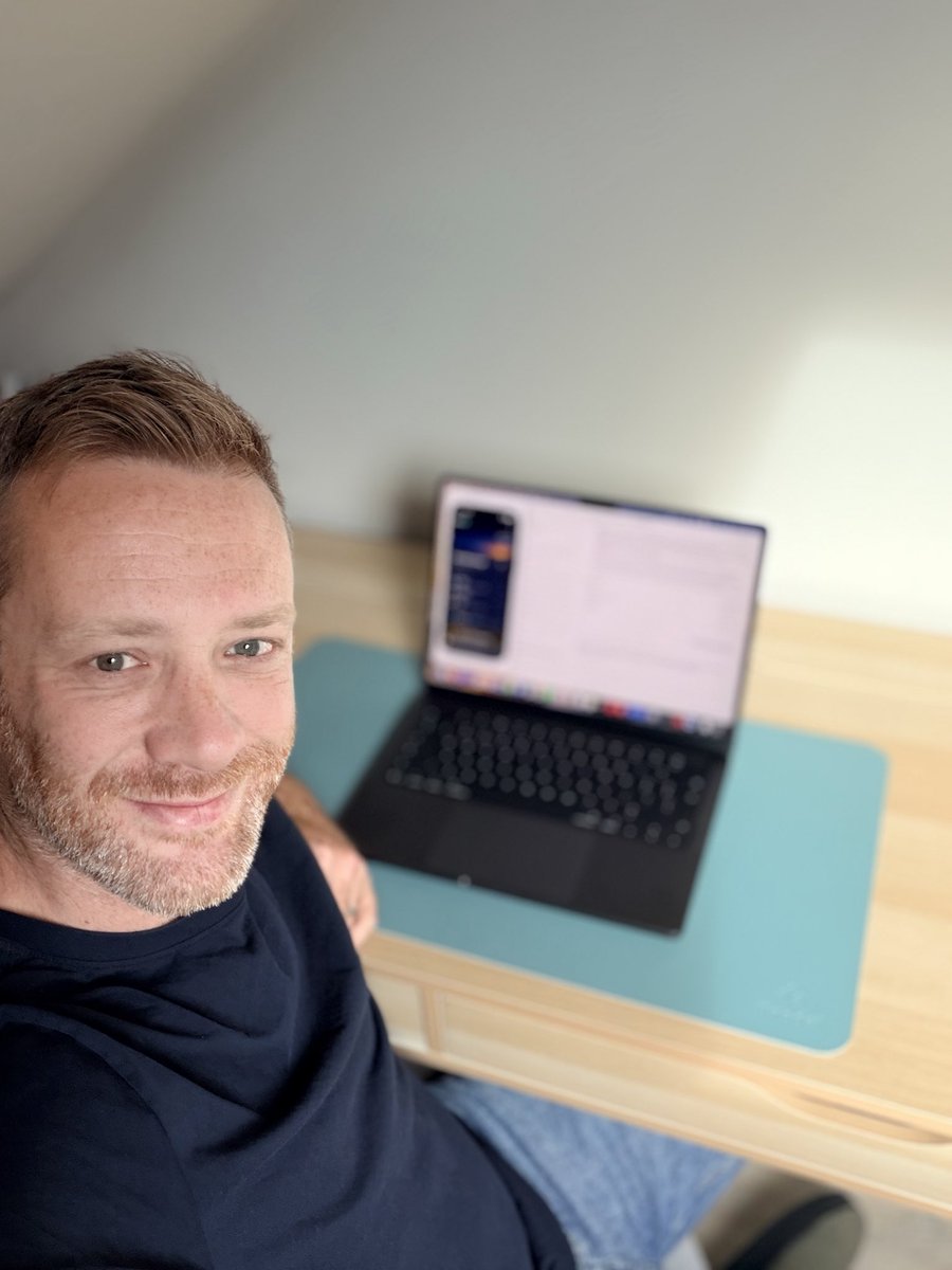 JonnyHallbuilds's tweet photo. Just keep building,
just keep building,
just keep building building building,
what do we do we build build build 💻 https://t.co/ZonOLz30VJ