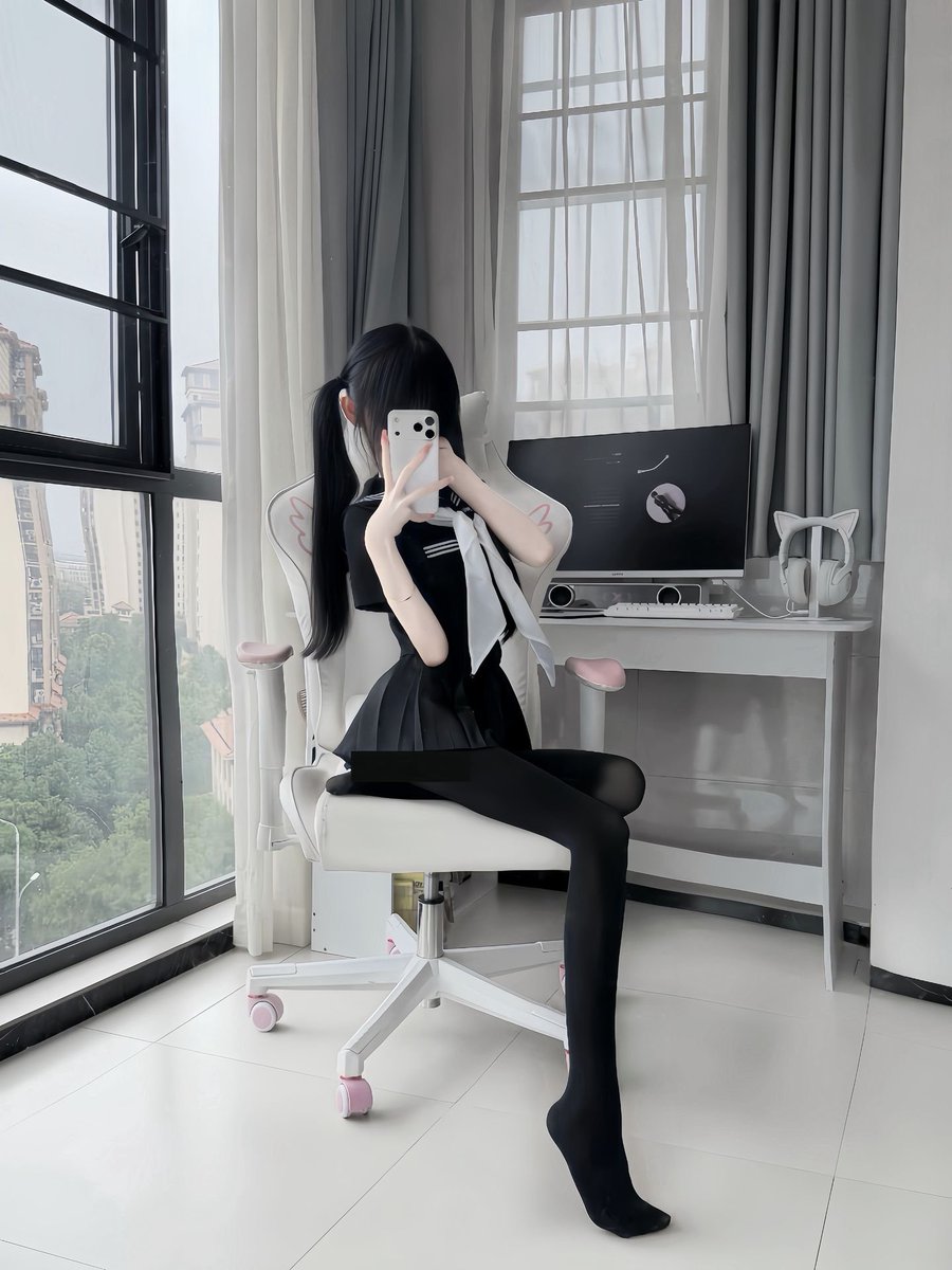 txiao1111's tweet photo. 不想失去我就想办法纠缠我 https://t.co/LRIUpme91n