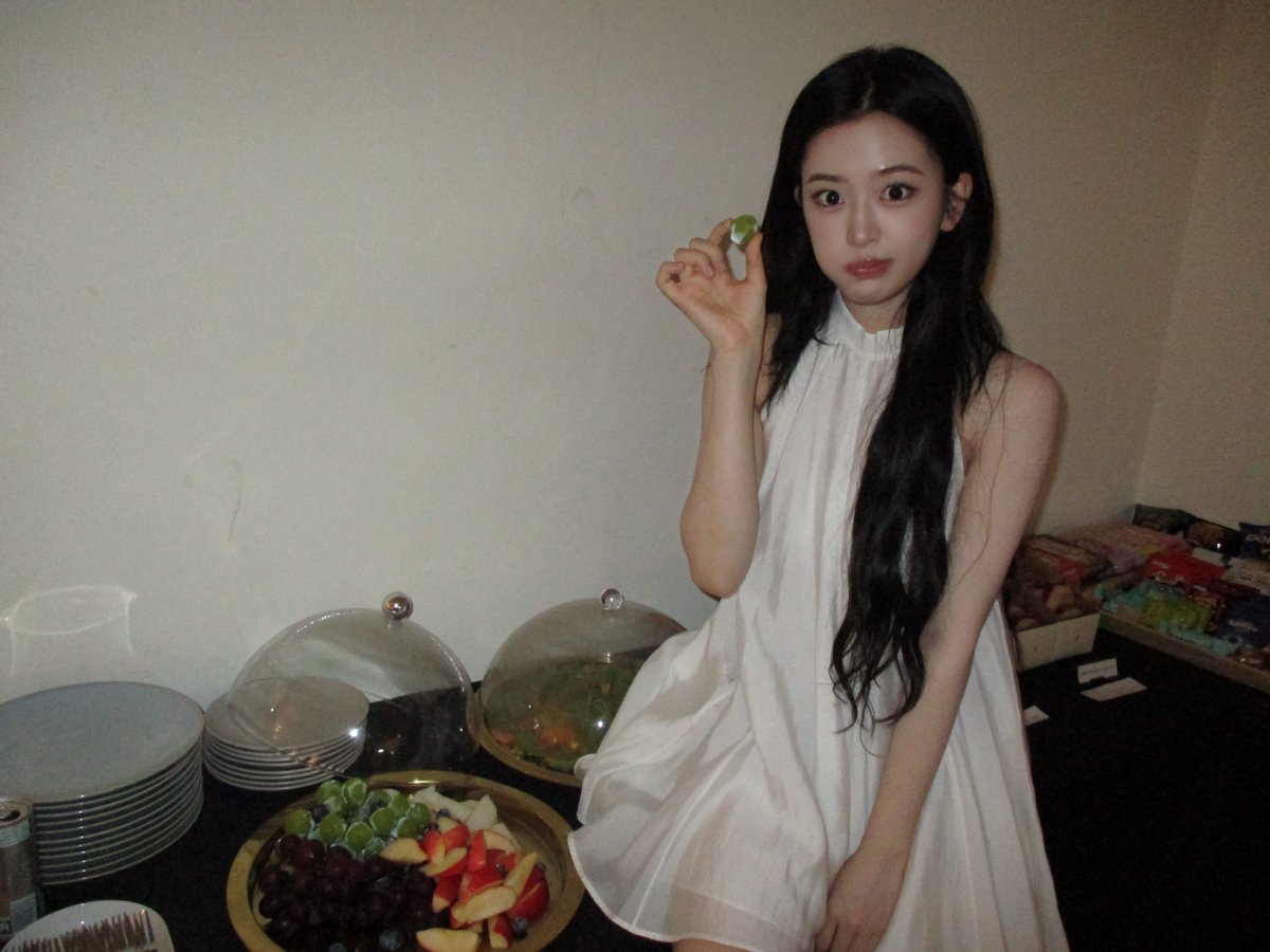 ayjpix's tweet photo. #ANYUJIN instagram update (2) https://t.co/46IYTlV2pE