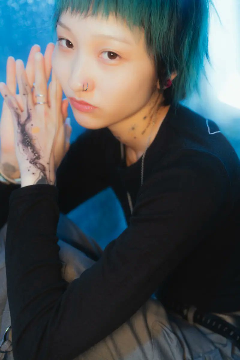 realsoundjp's tweet photo. ✧⋄⋆Chilli Beans. インタビュー⋆⋄✧

🔗https://t.co/vst5fWLAPR
「今めっちゃバンドやってる」――
アルバム『HONESTY』までの道のりで手に入れた偽りなき自由

#ChilliBeans #チリビ_HONESTY @chillibeans_mc https://t.co/bCUas9Nt0i