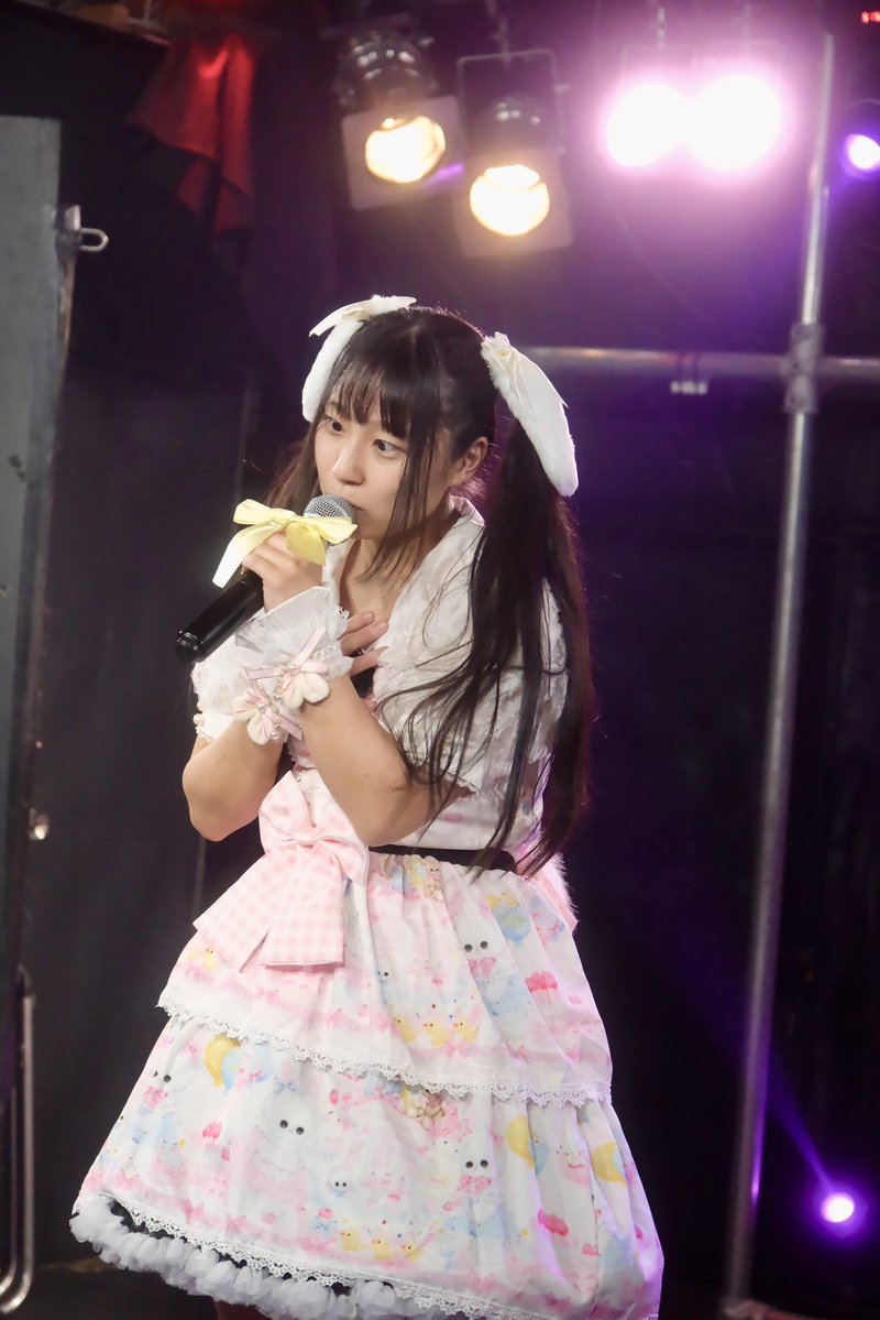 milky_ARMIE's tweet photo. 変顔投稿して終わってたからかわいい(?)の出す https://t.co/ivjsVRPhik