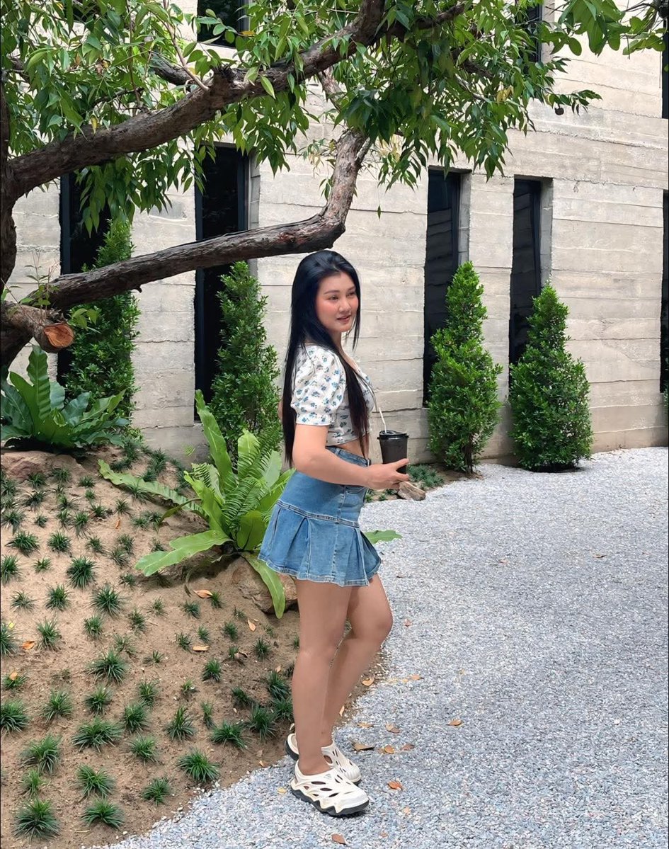 BACKPENTER's tweet photo. #สาวน่าซอย
คิดว่าคนไหนน่าเยสกว่ากัน
1.อีเฟิร์น
2.อีบี
#ด้านมืด #คุยเสียว #แลกเปลี่ยนประสบการณ์ #รับลงรูปสาวๆ #ดารา #คนรู้จัก #ญาติพี่น้อง #แนวครอบครัว #พี่น้องเอากัน #แจ้งลบรูปได้ #ลง��ูปคนที่อยากเย็ด https://t.co/Q368FCKFow